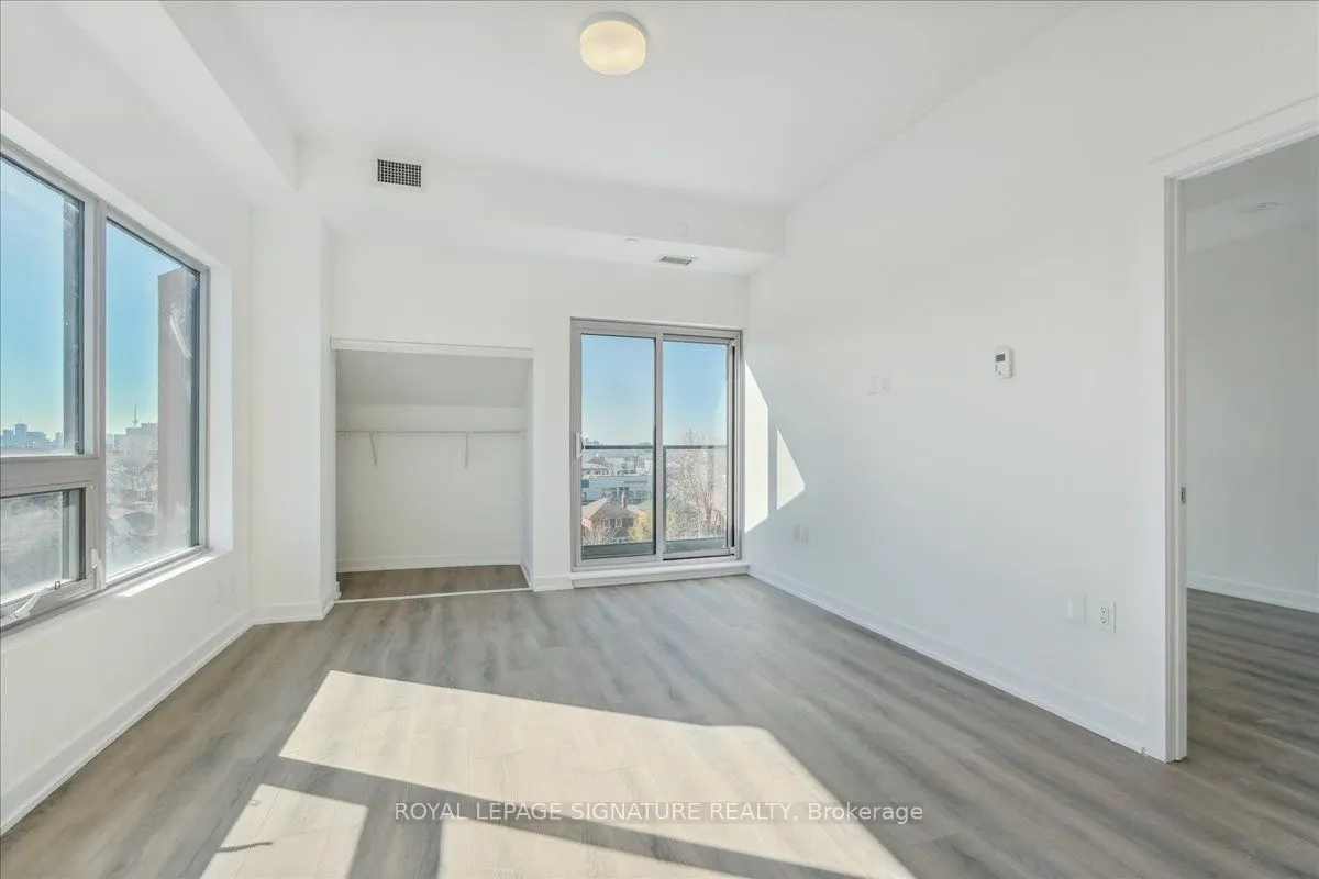 2433 Dufferin Street, #701