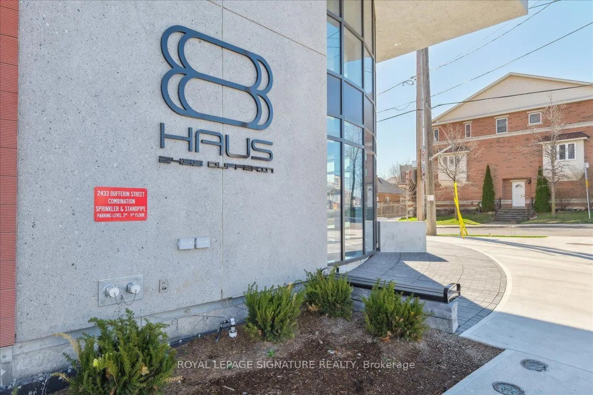 2433 Dufferin Street, #701