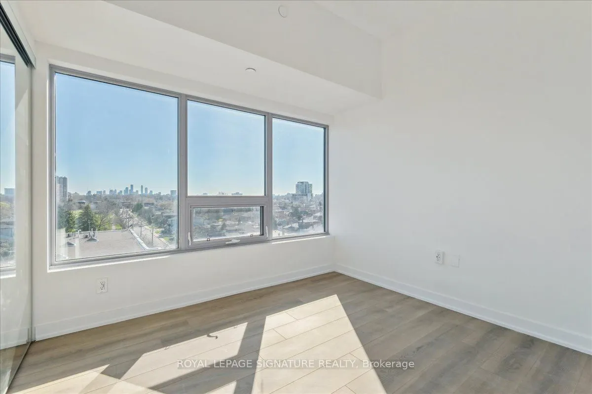 2433 Dufferin Street, #701