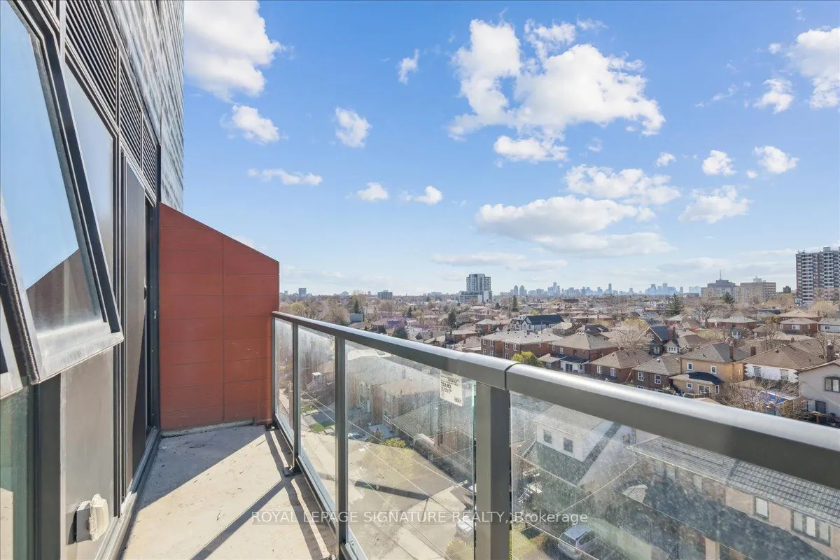 2433 Dufferin Street, #701