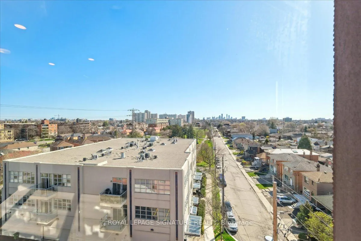 2433 Dufferin Street, #701