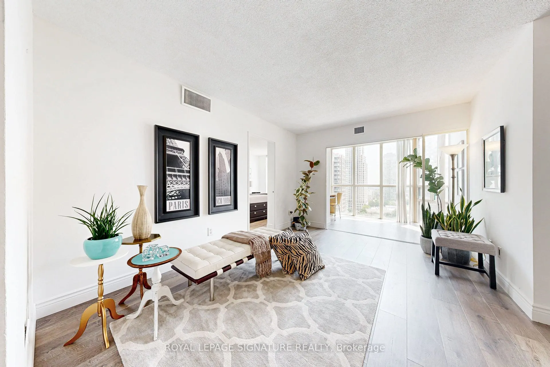 265 Enfield Place, #1501