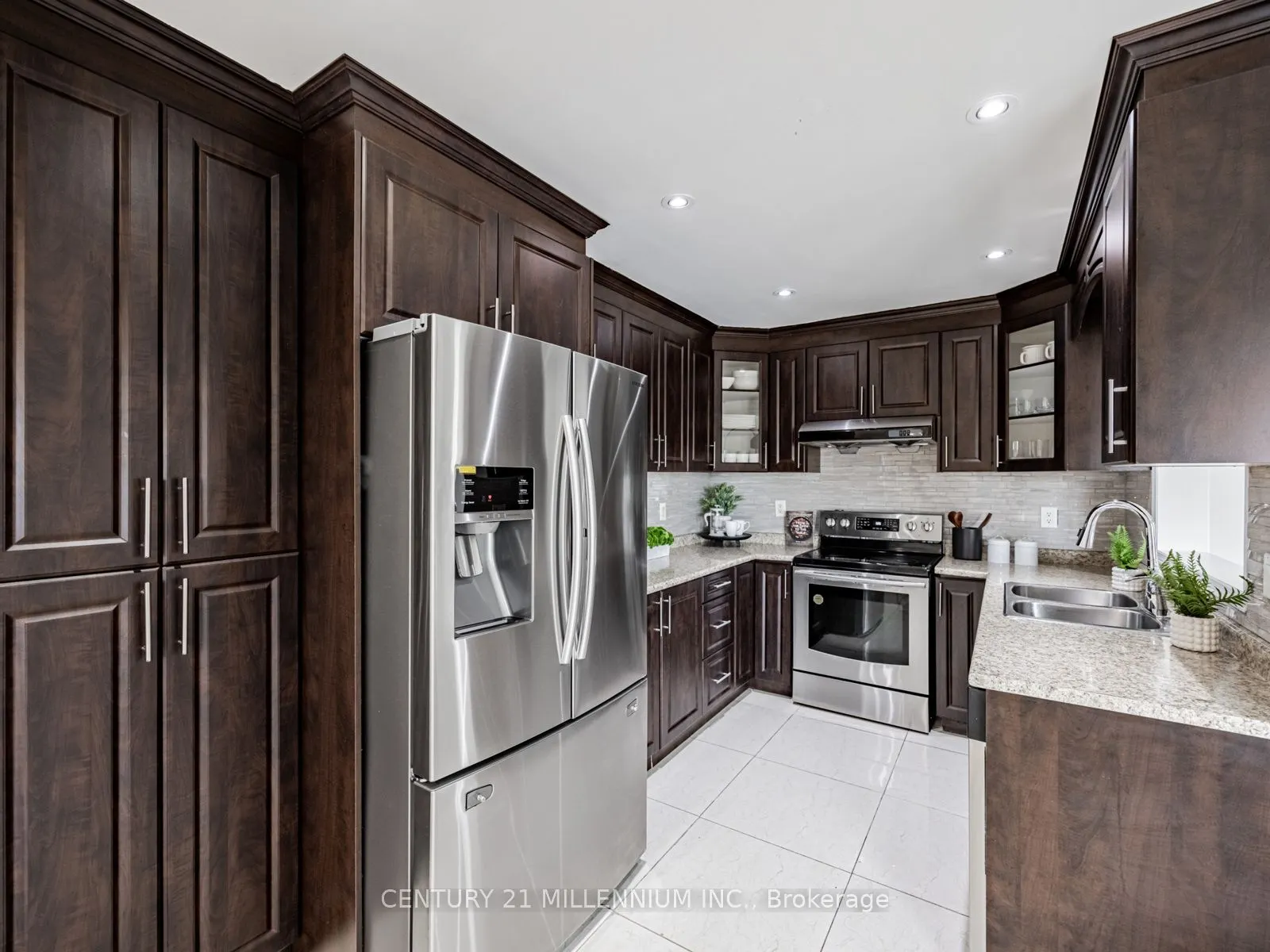 13 Rocky Mountain Crescent