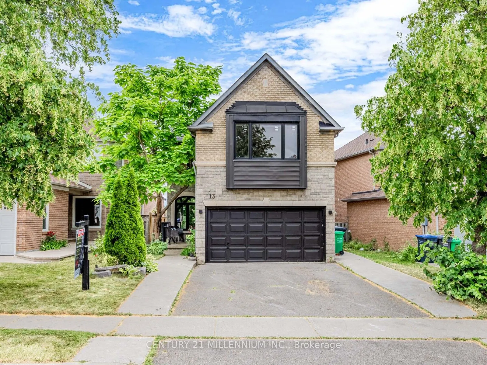 13 Rocky Mountain Crescent