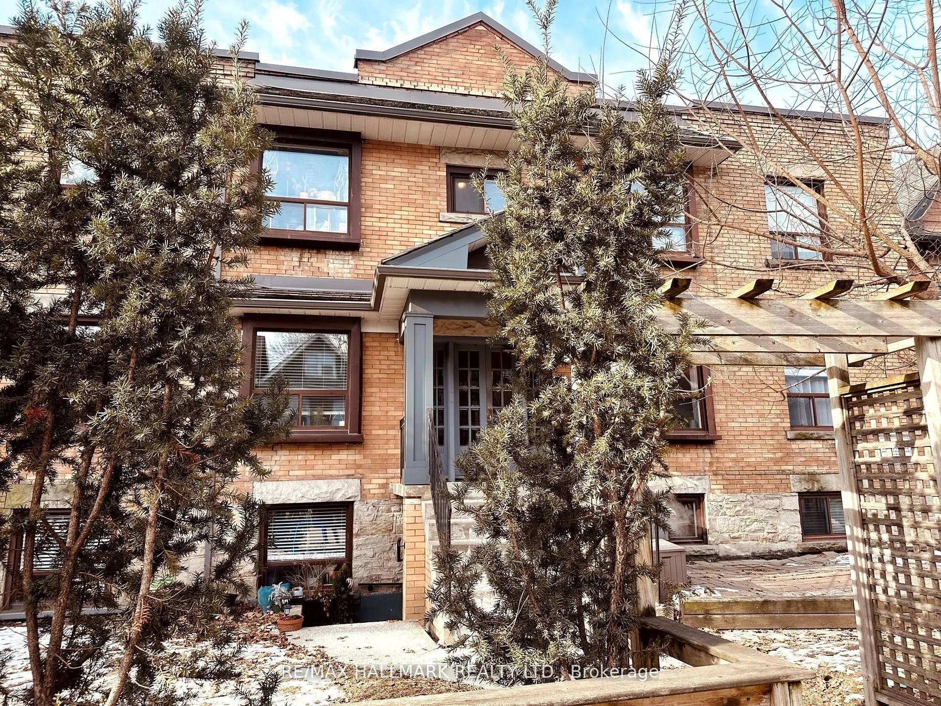 20 Triller Avenue, #1