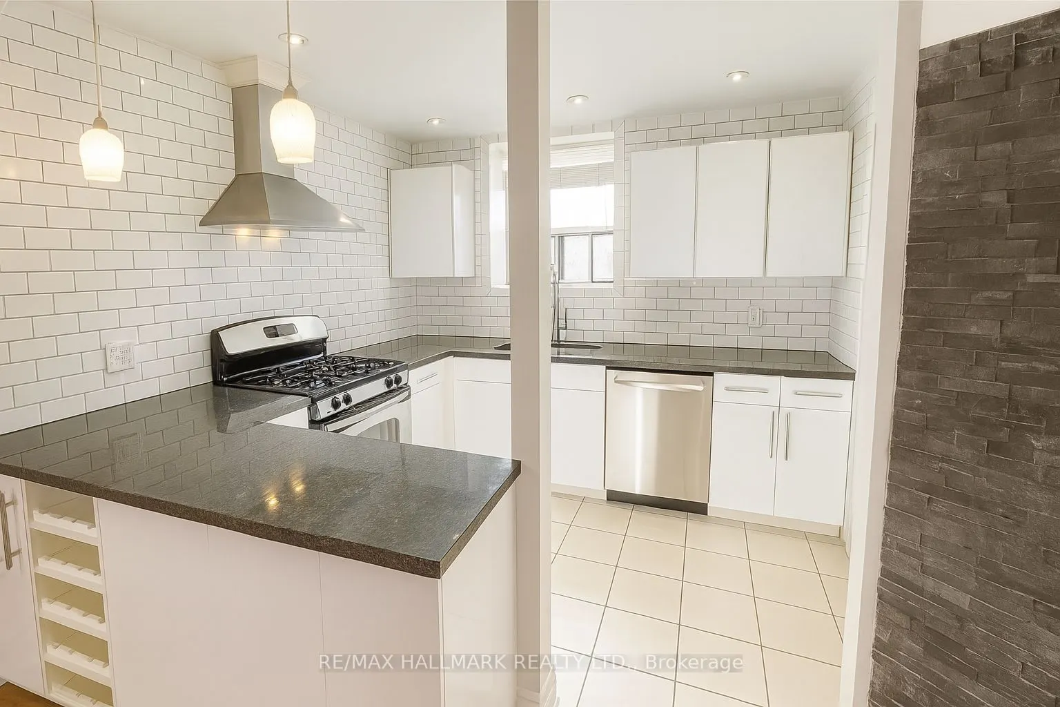 20 Triller Avenue, #1
