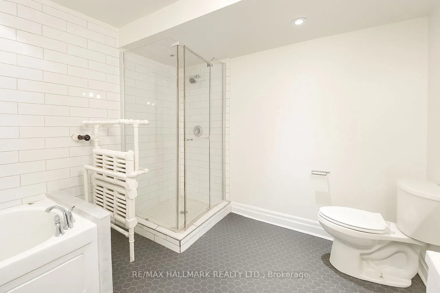 20 Triller Avenue, #1