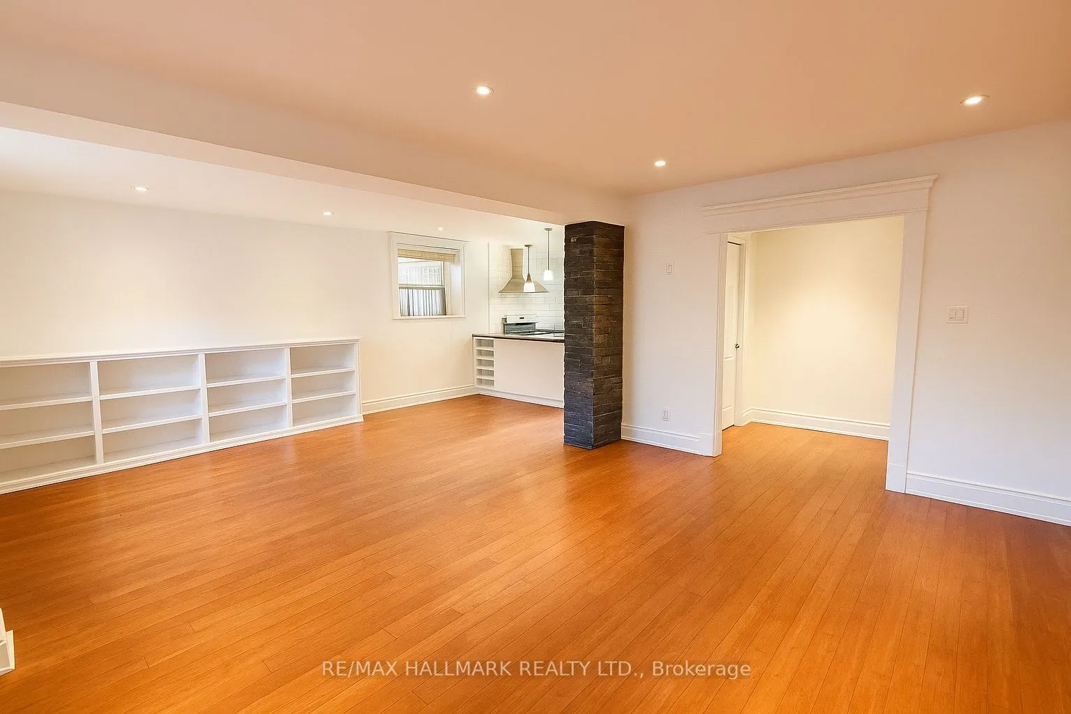 20 Triller Avenue, #1