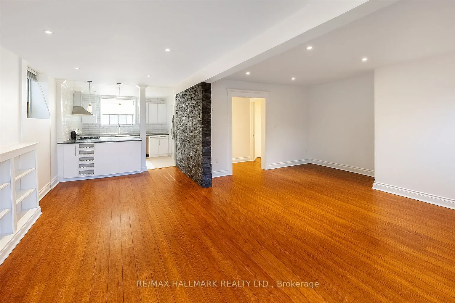 20 Triller Avenue, #1