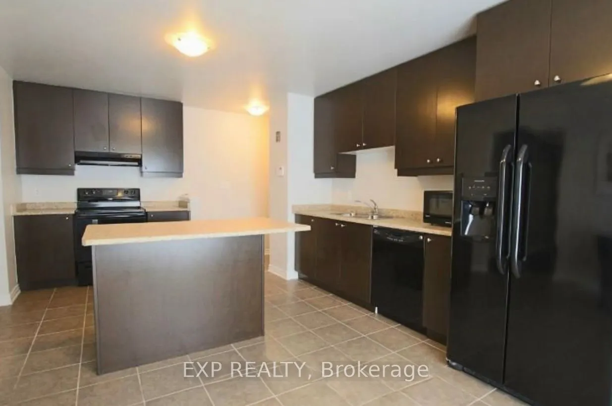 33 Lathbury Street, #Upper