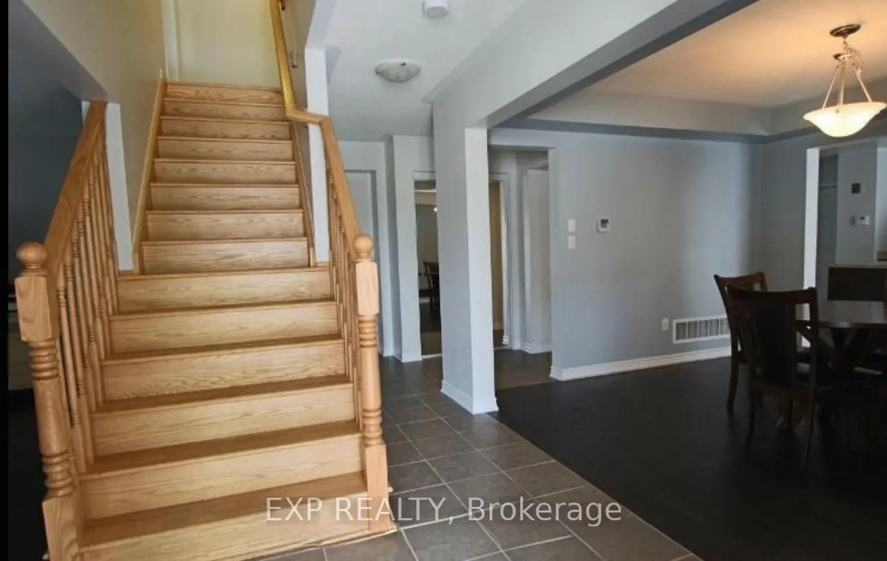 33 Lathbury Street, #Upper
