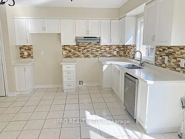 63 Coolspring Crescent