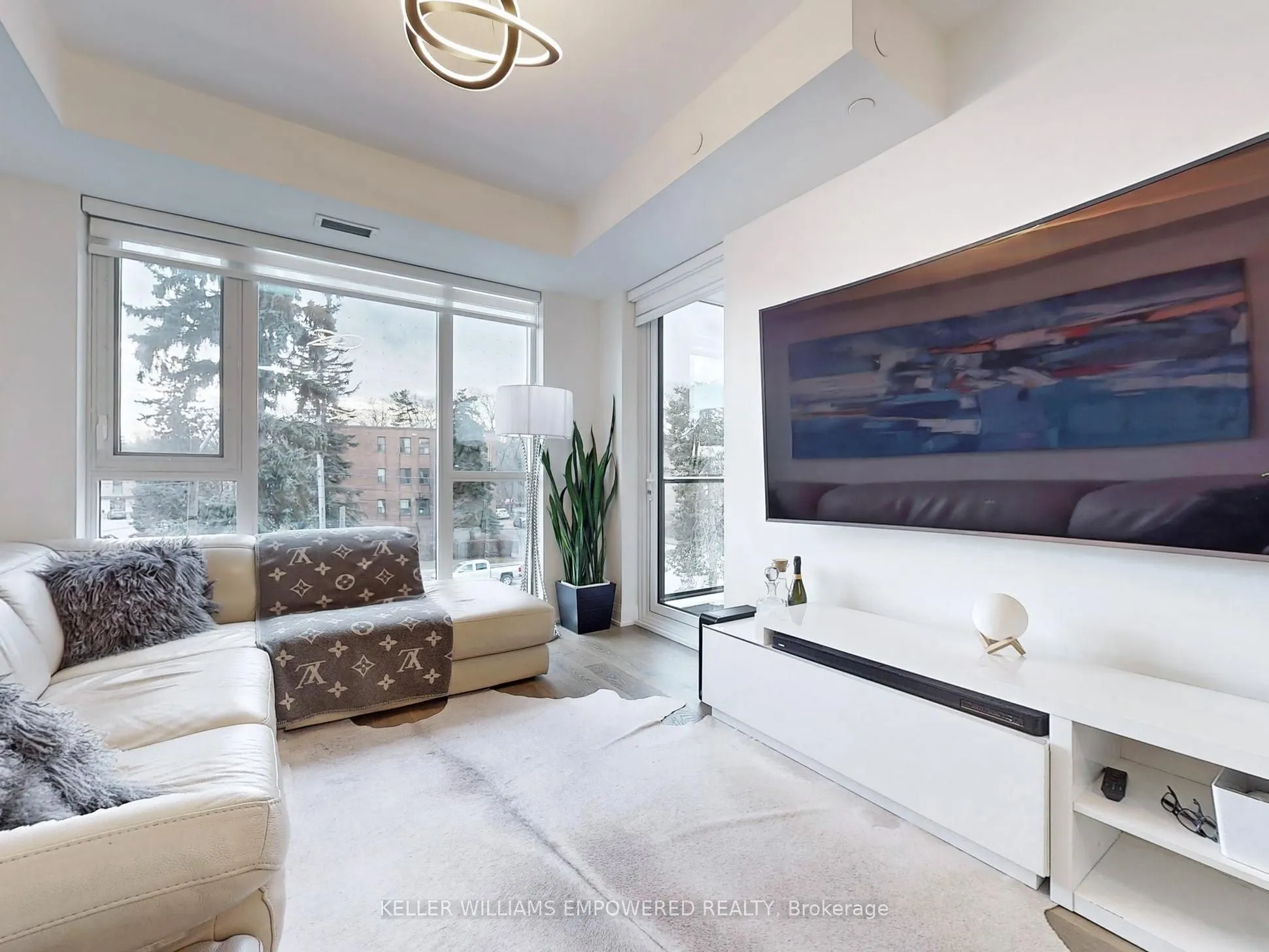 293 The Kingsway, #219