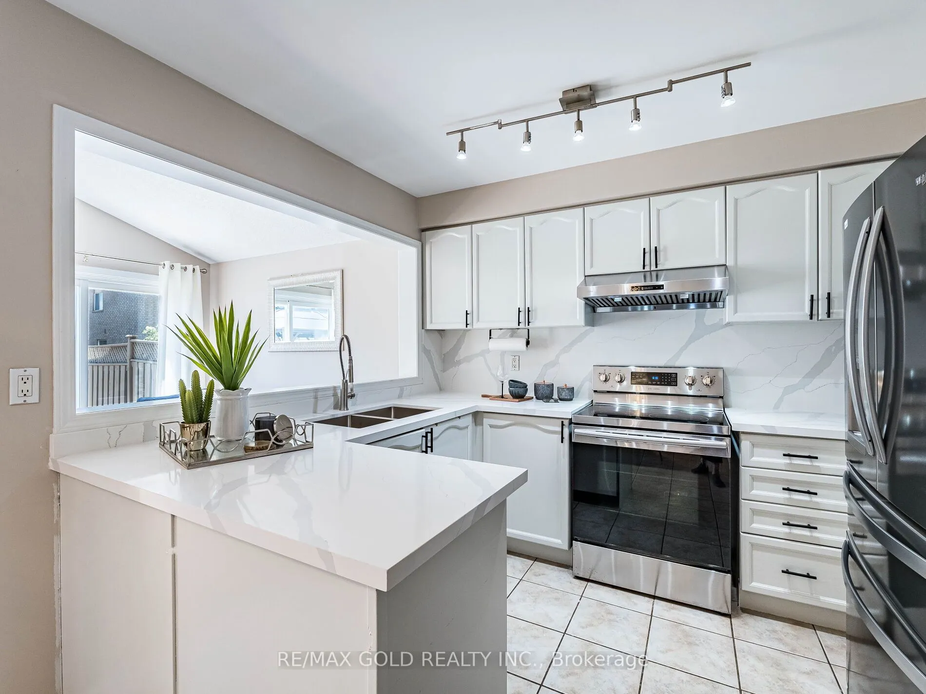 35 Garibaldi Drive