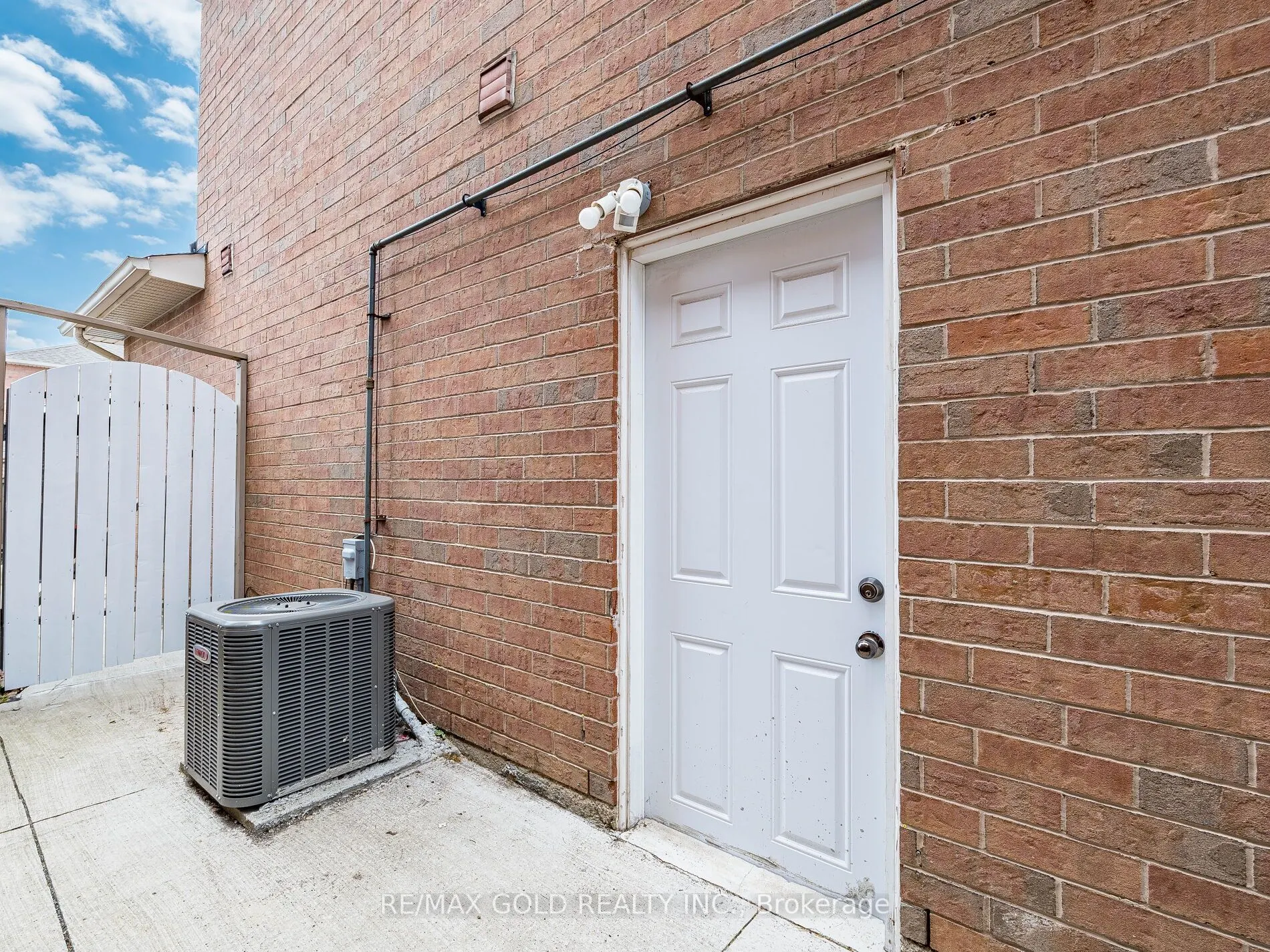 35 Garibaldi Drive