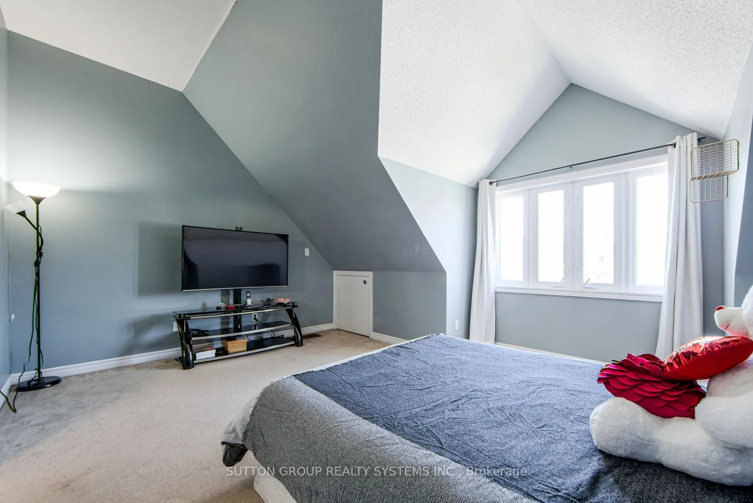 1701 Lampman Avenue, #406