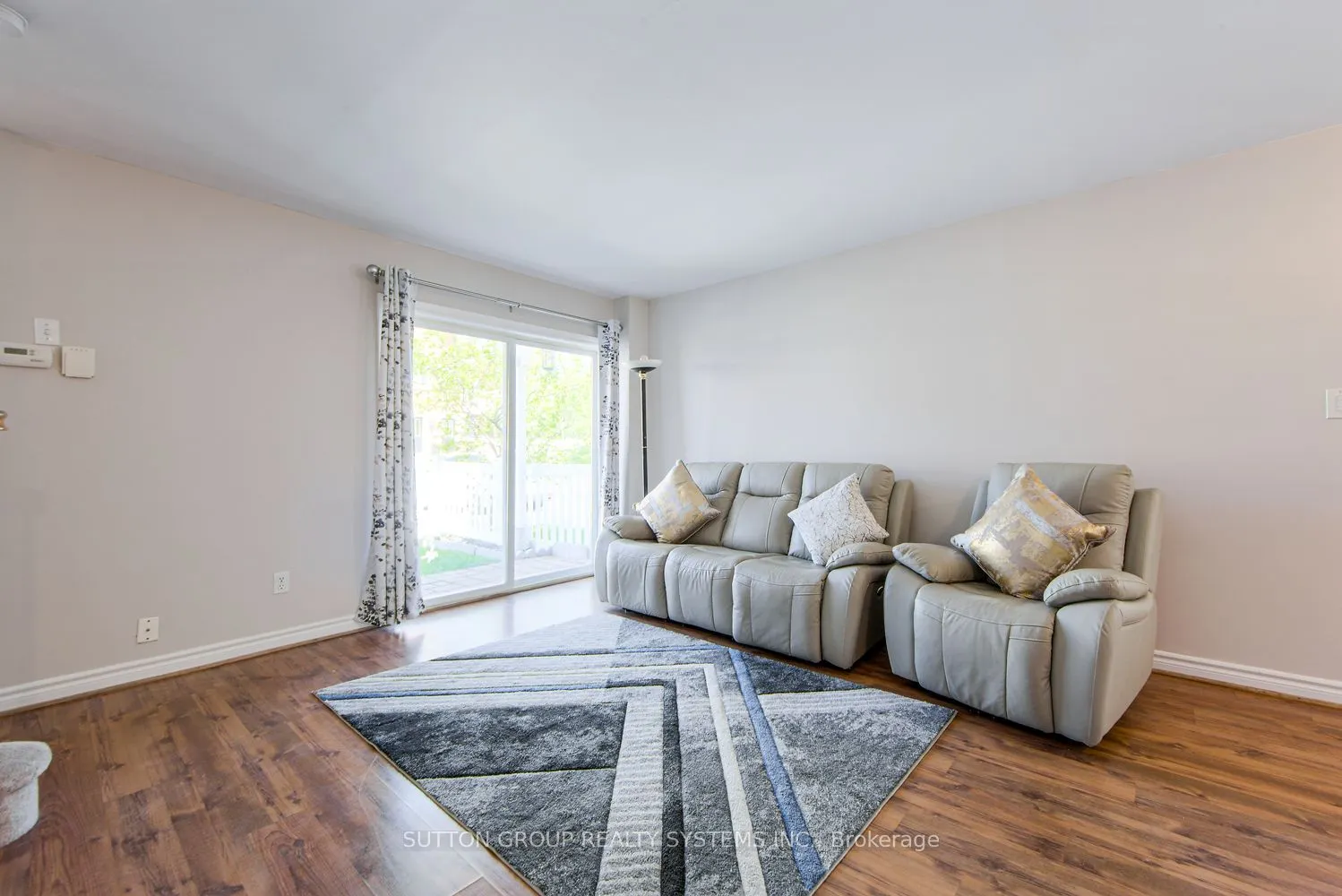 1701 Lampman Avenue, #406