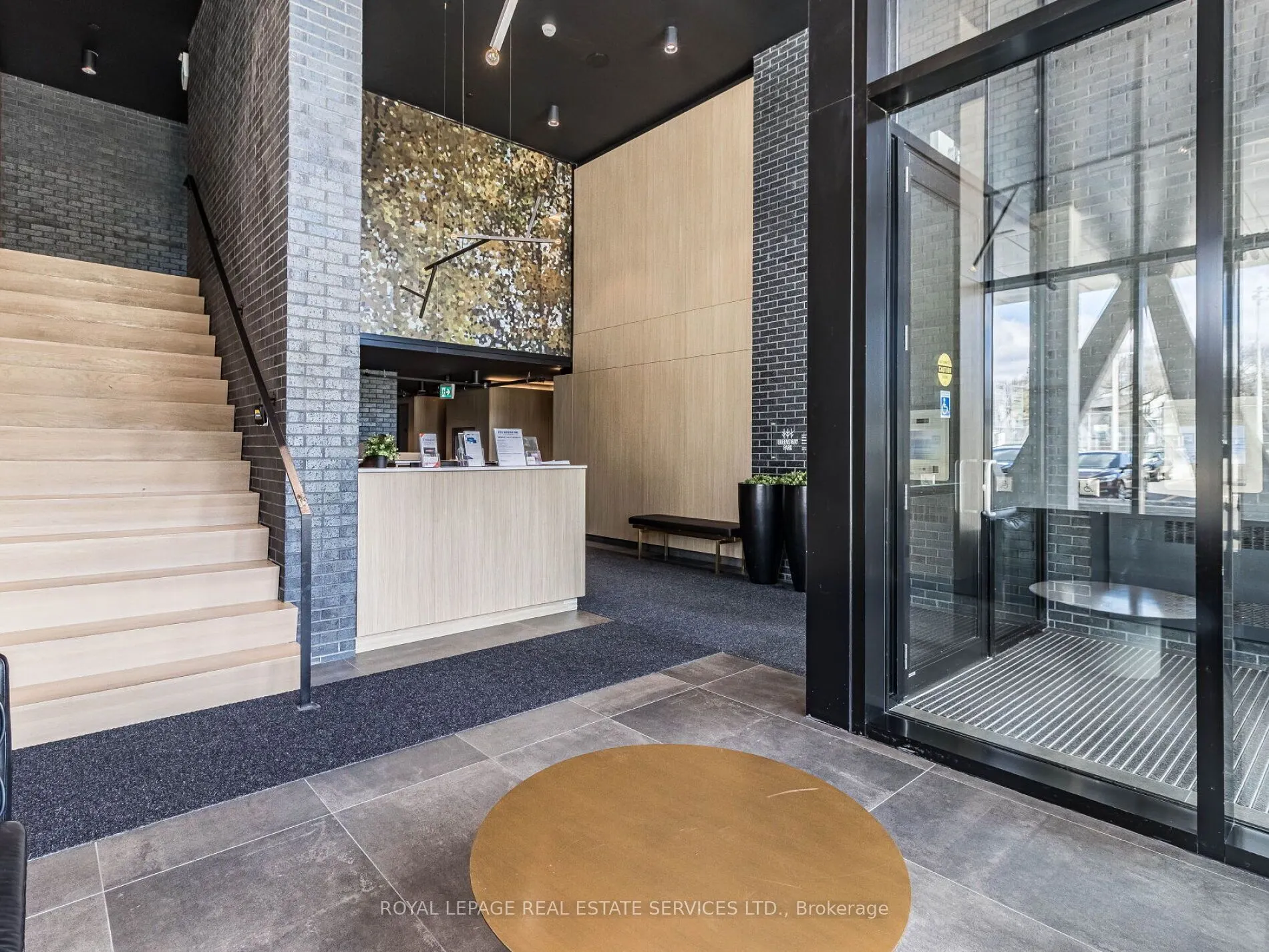 7 Smith Crescent, #312