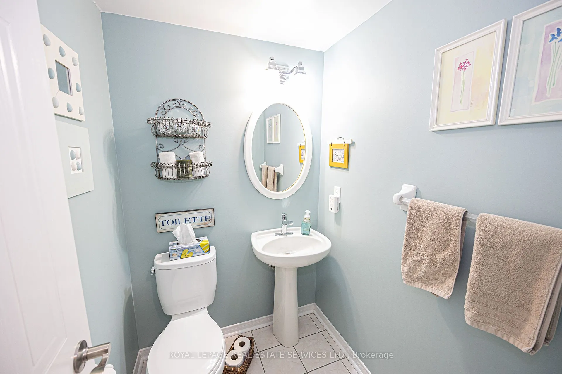1221 Parkwest Place, #21