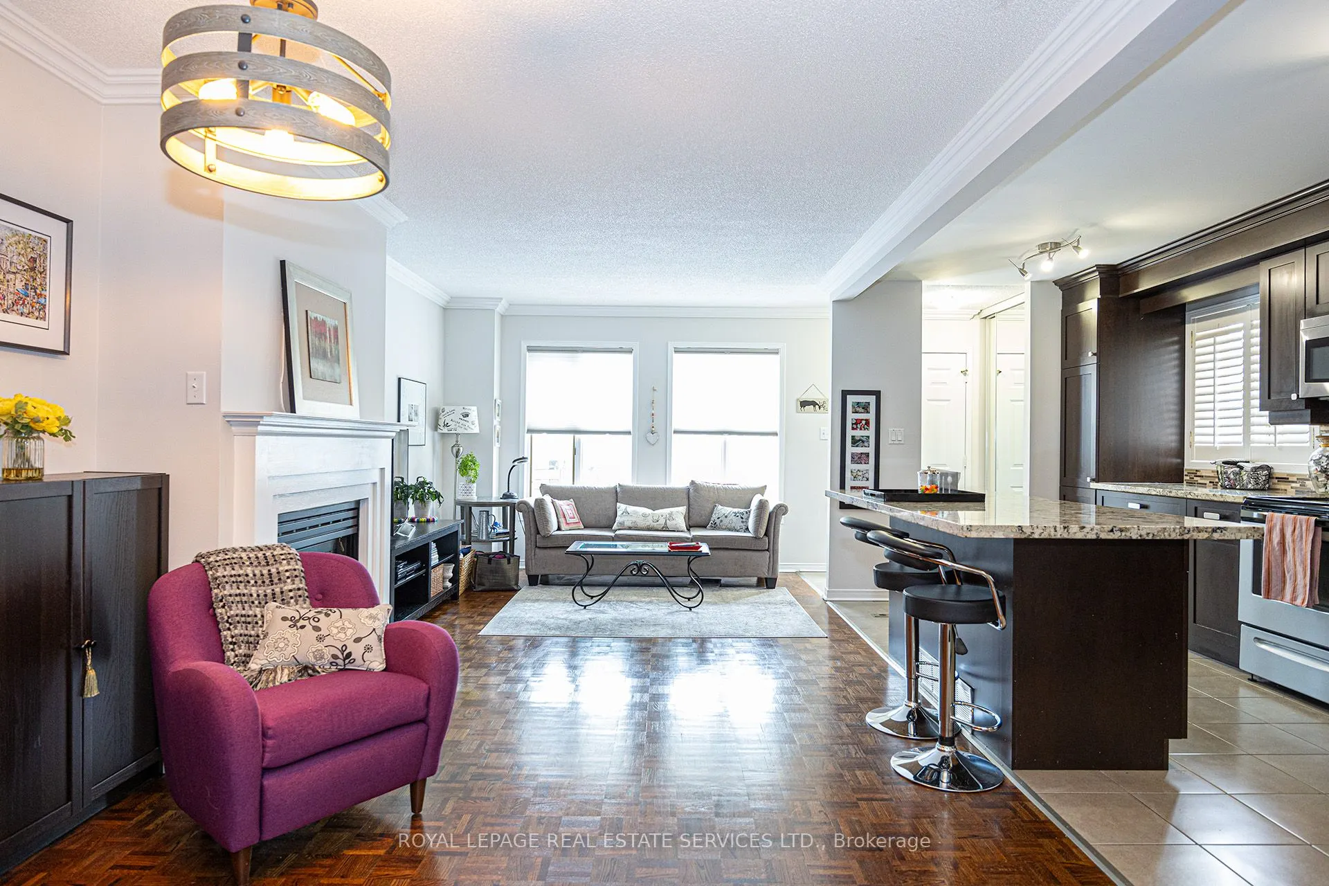 1221 Parkwest Place, #21