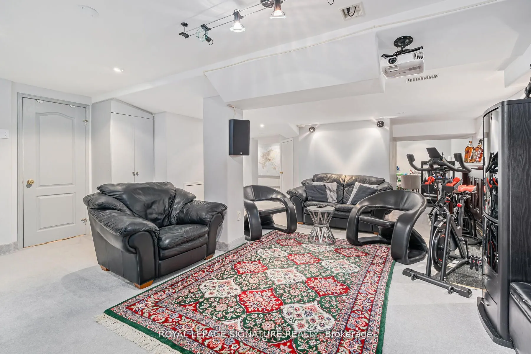 81 Parkside Drive