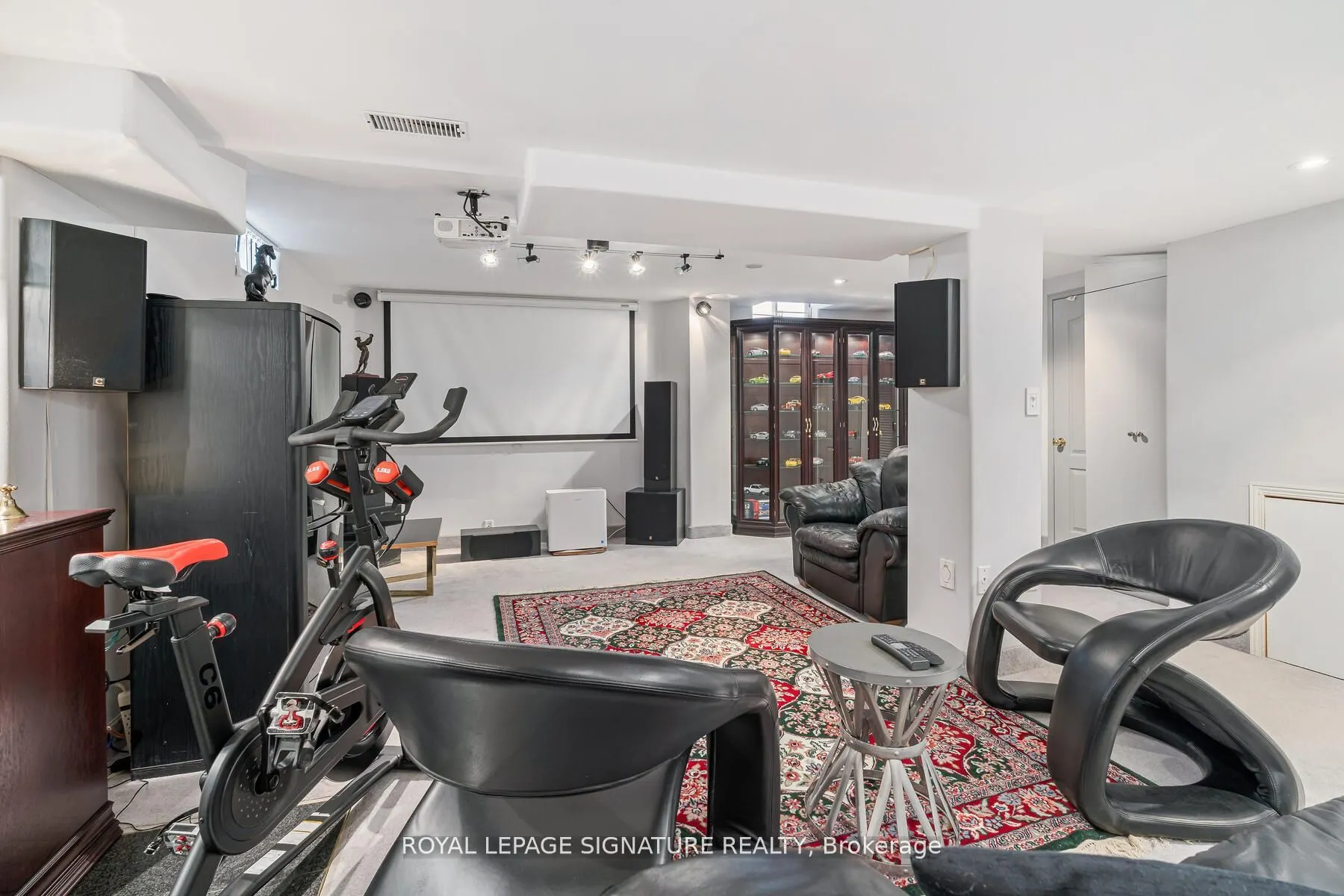 81 Parkside Drive