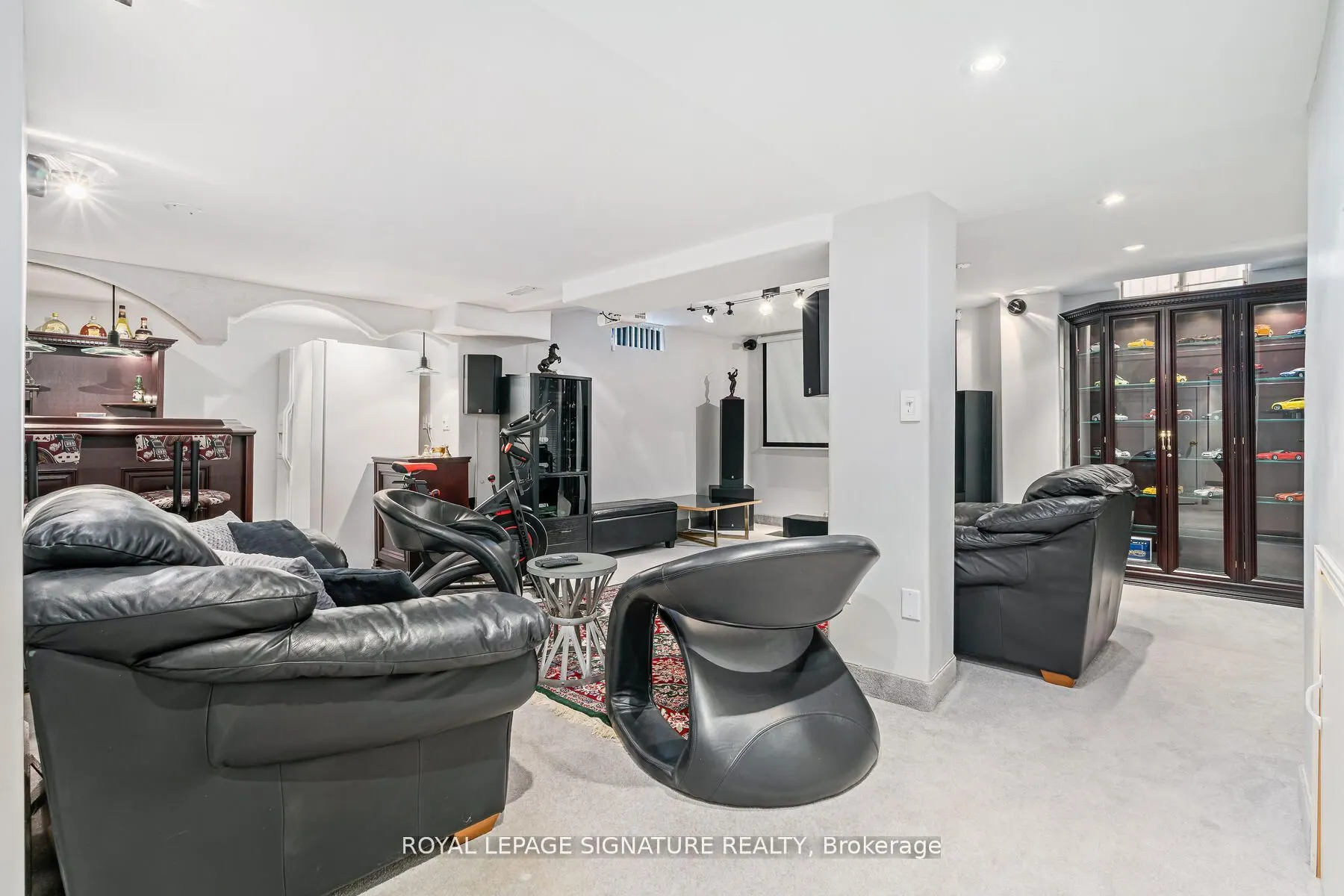 81 Parkside Drive