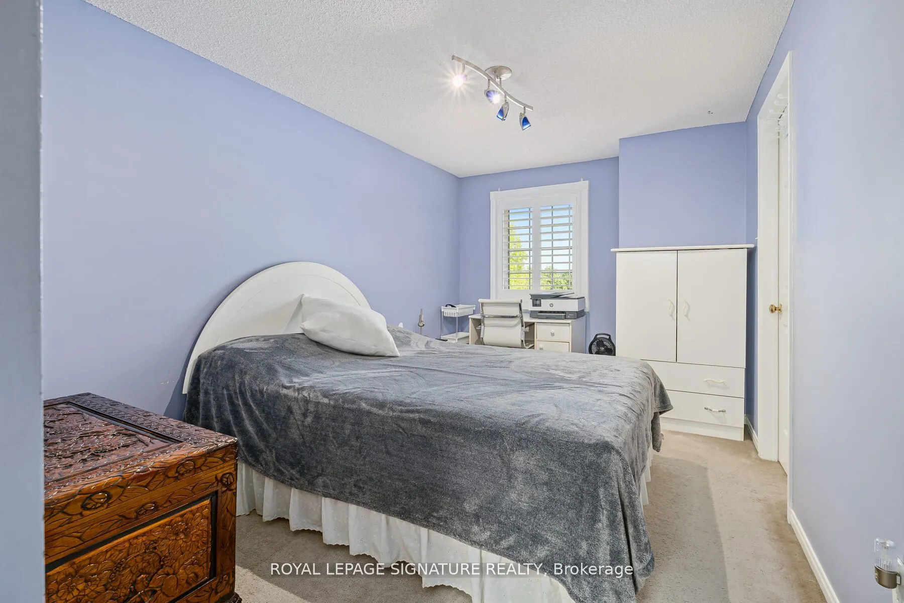 81 Parkside Drive