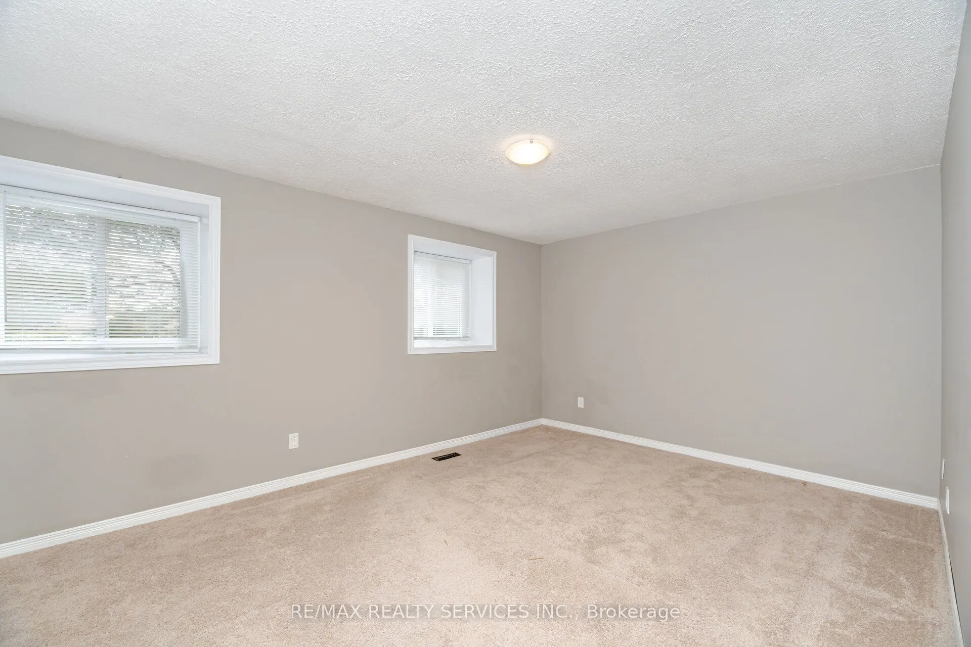 93 Hansen Road N, #20