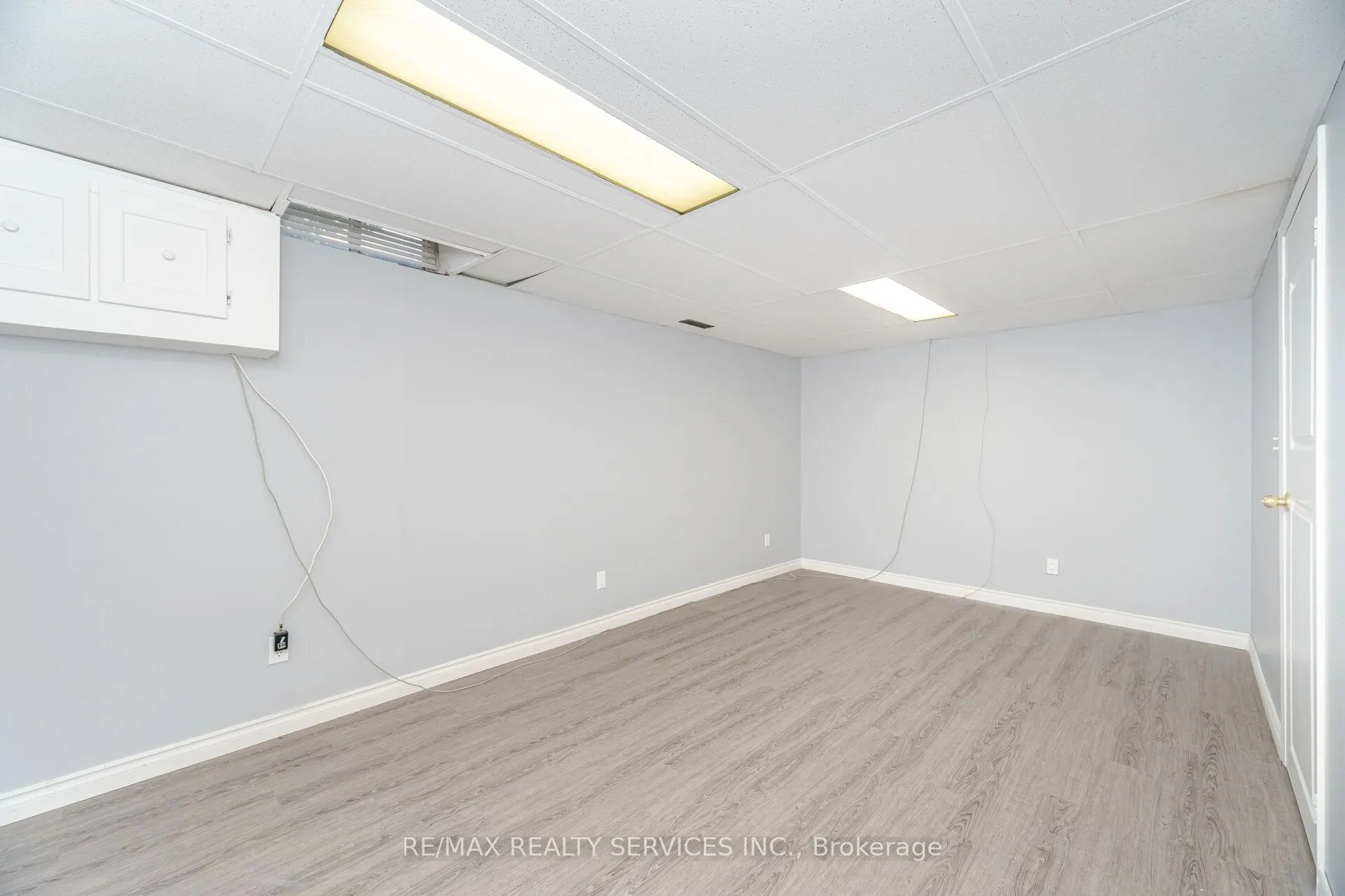 93 Hansen Road N, #20