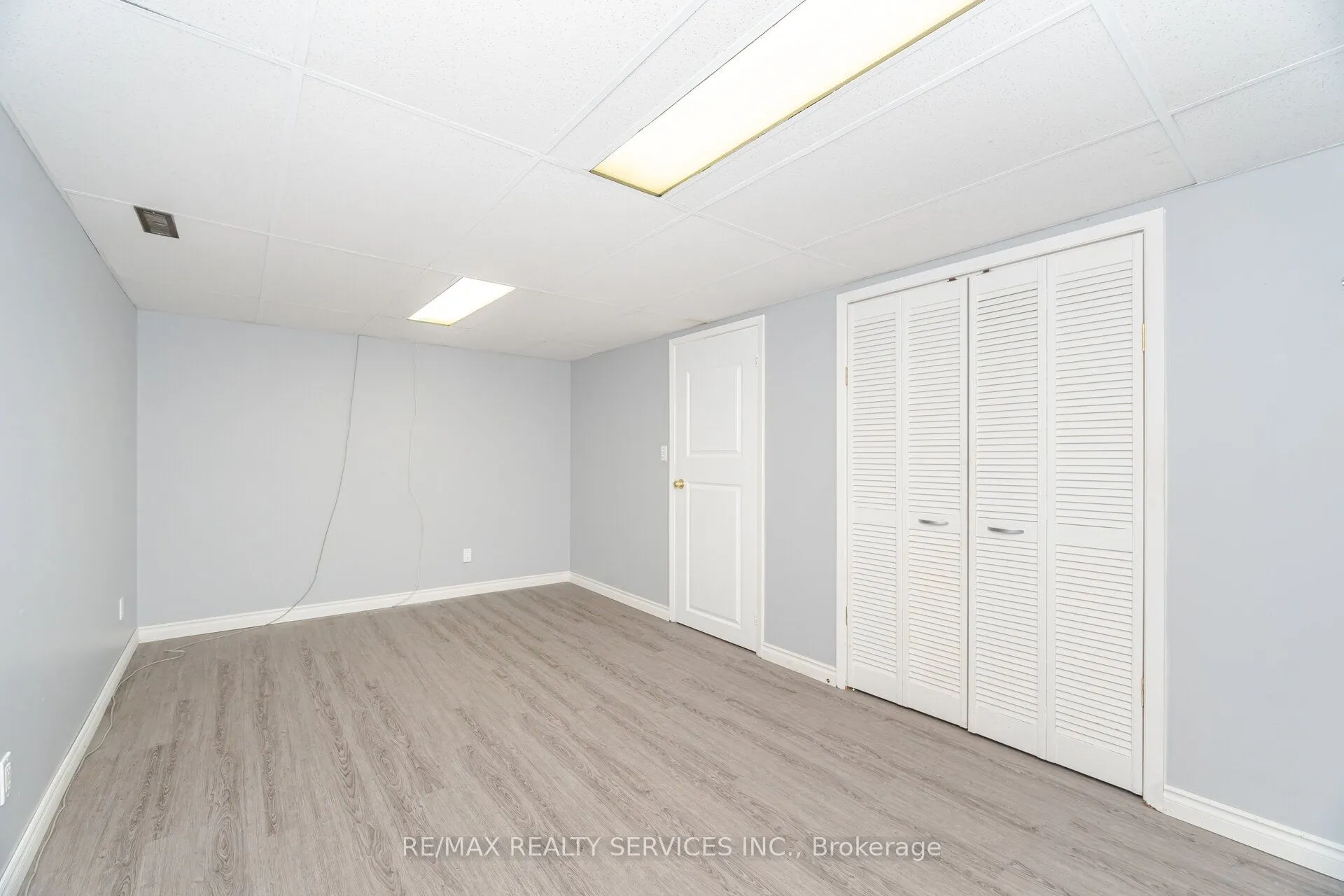 93 Hansen Road N, #20