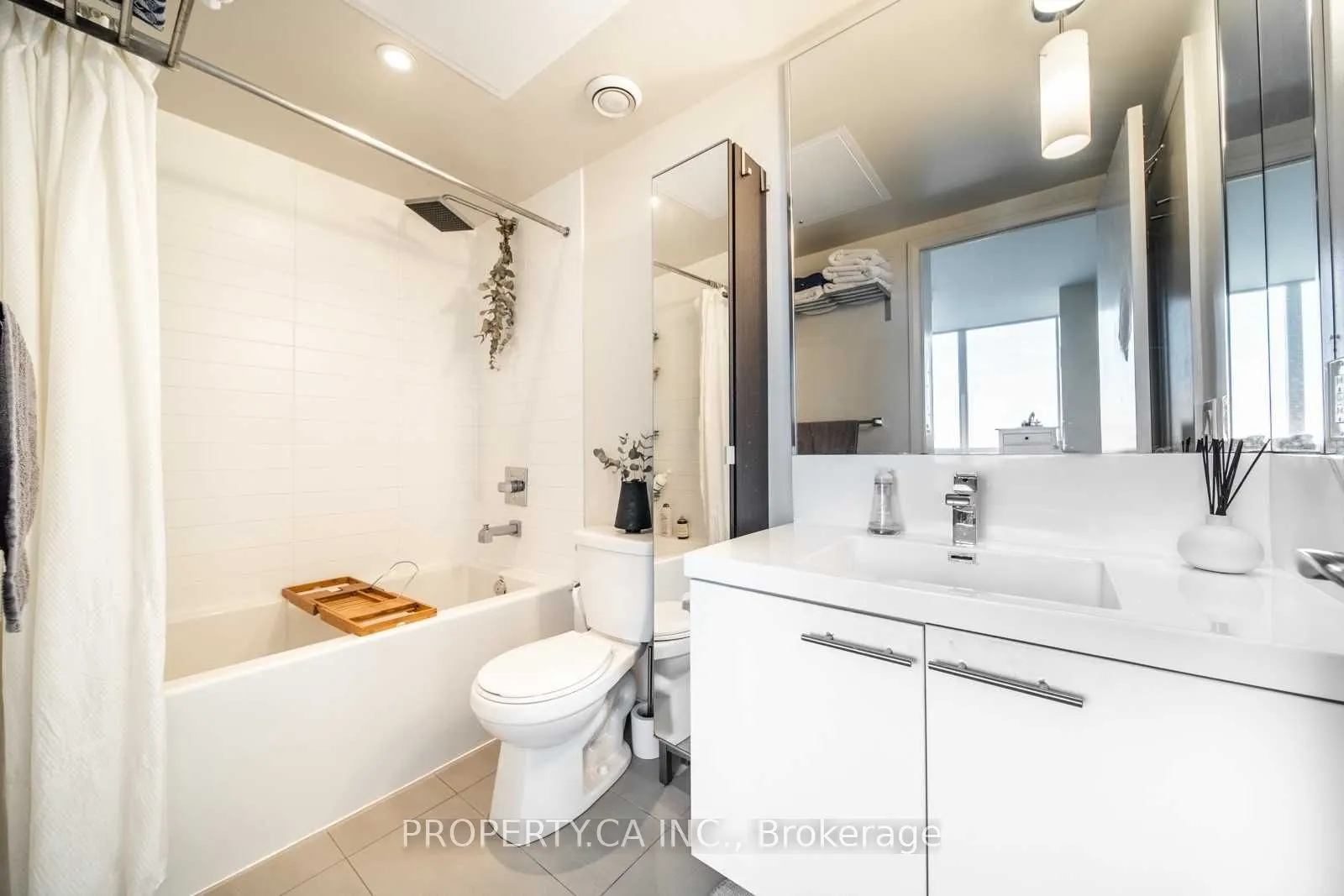 5 Valhalla Inn Road, #1709