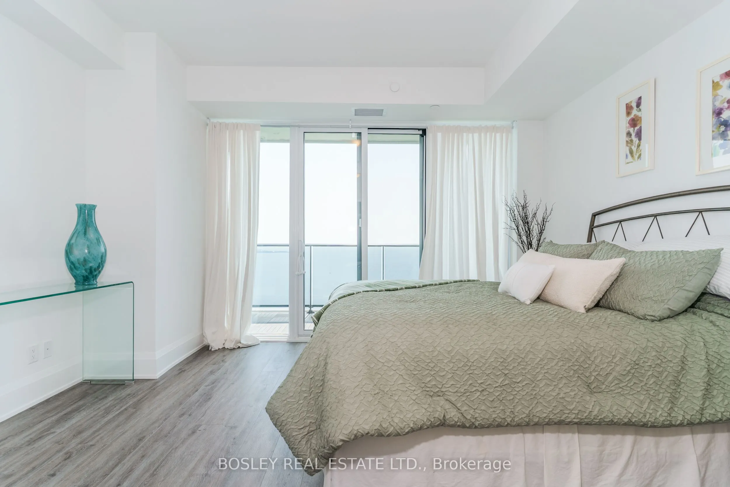 70 Annie Craig Drive, #5104