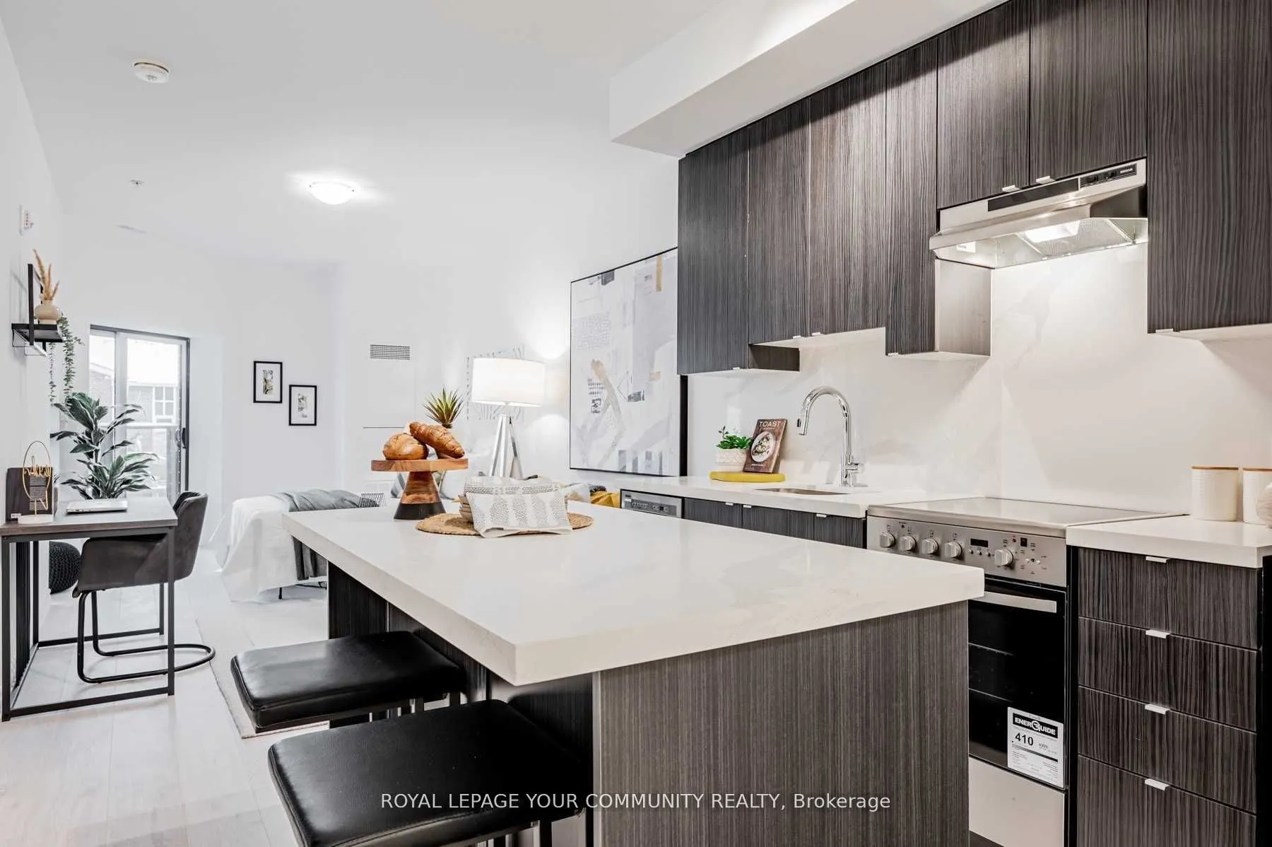 408 Browns Line, #111