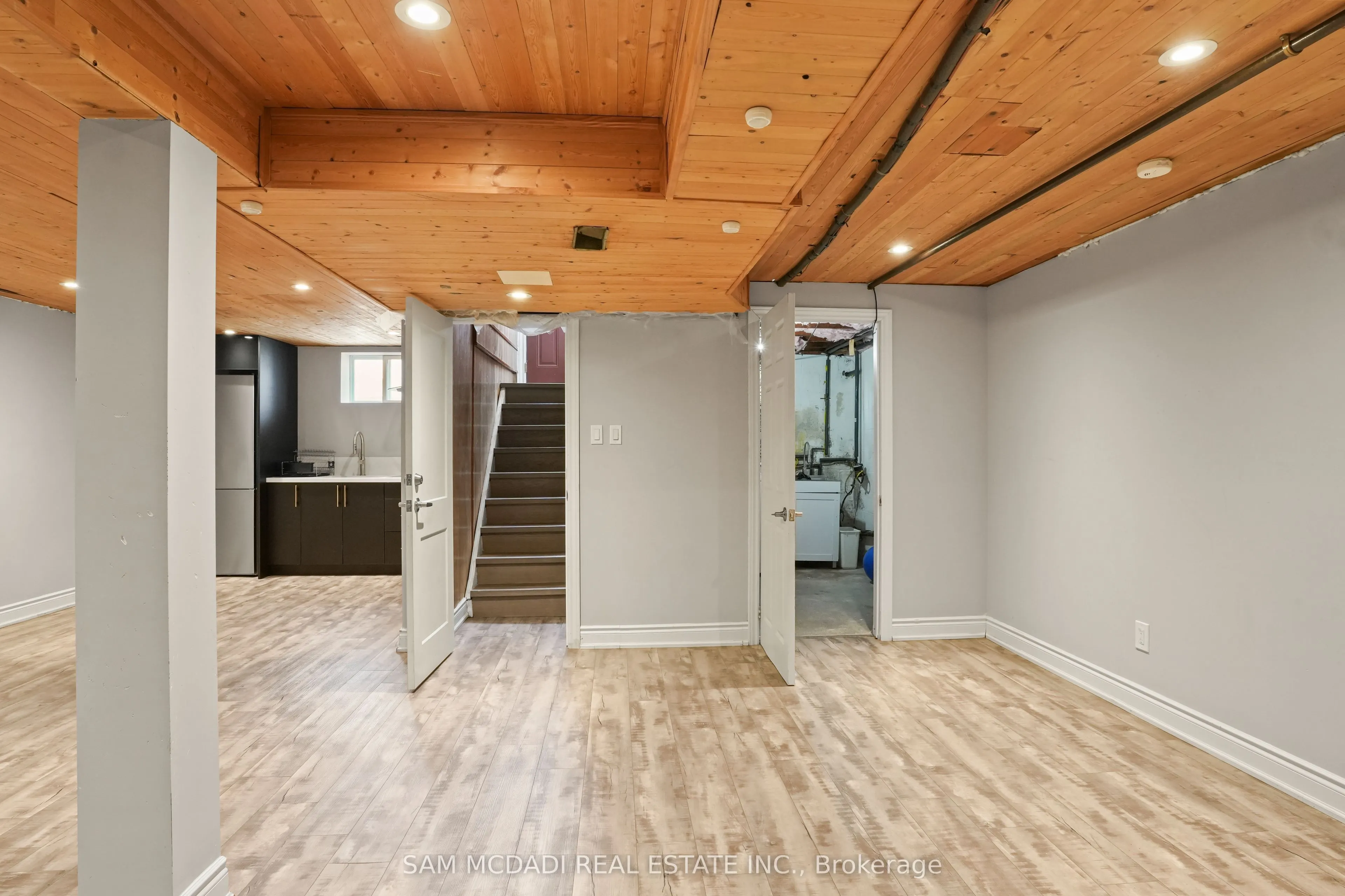 12 Arch Road