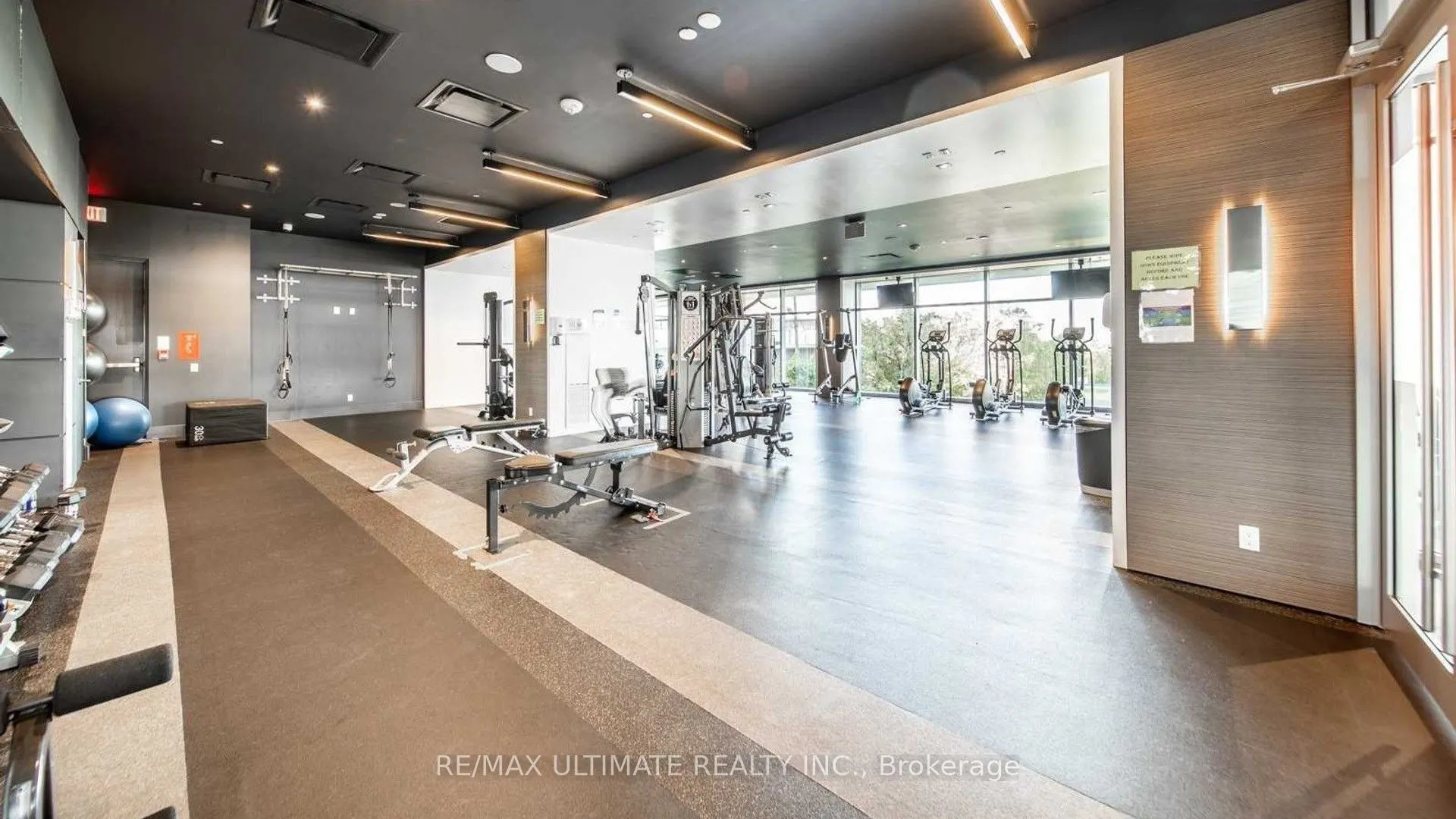 33 Shore Breeze Drive, #1003
