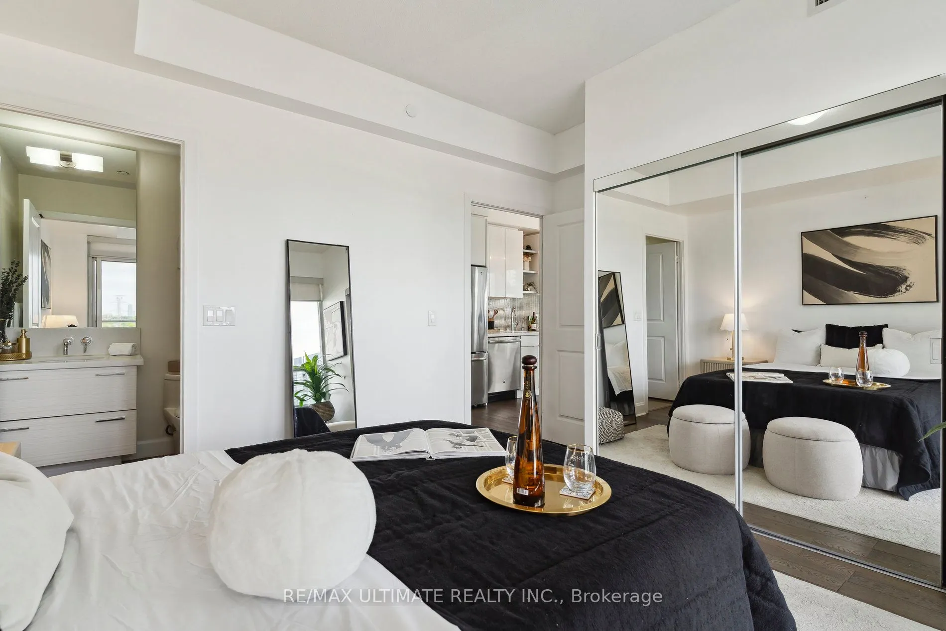 33 Shore Breeze Drive, #1003