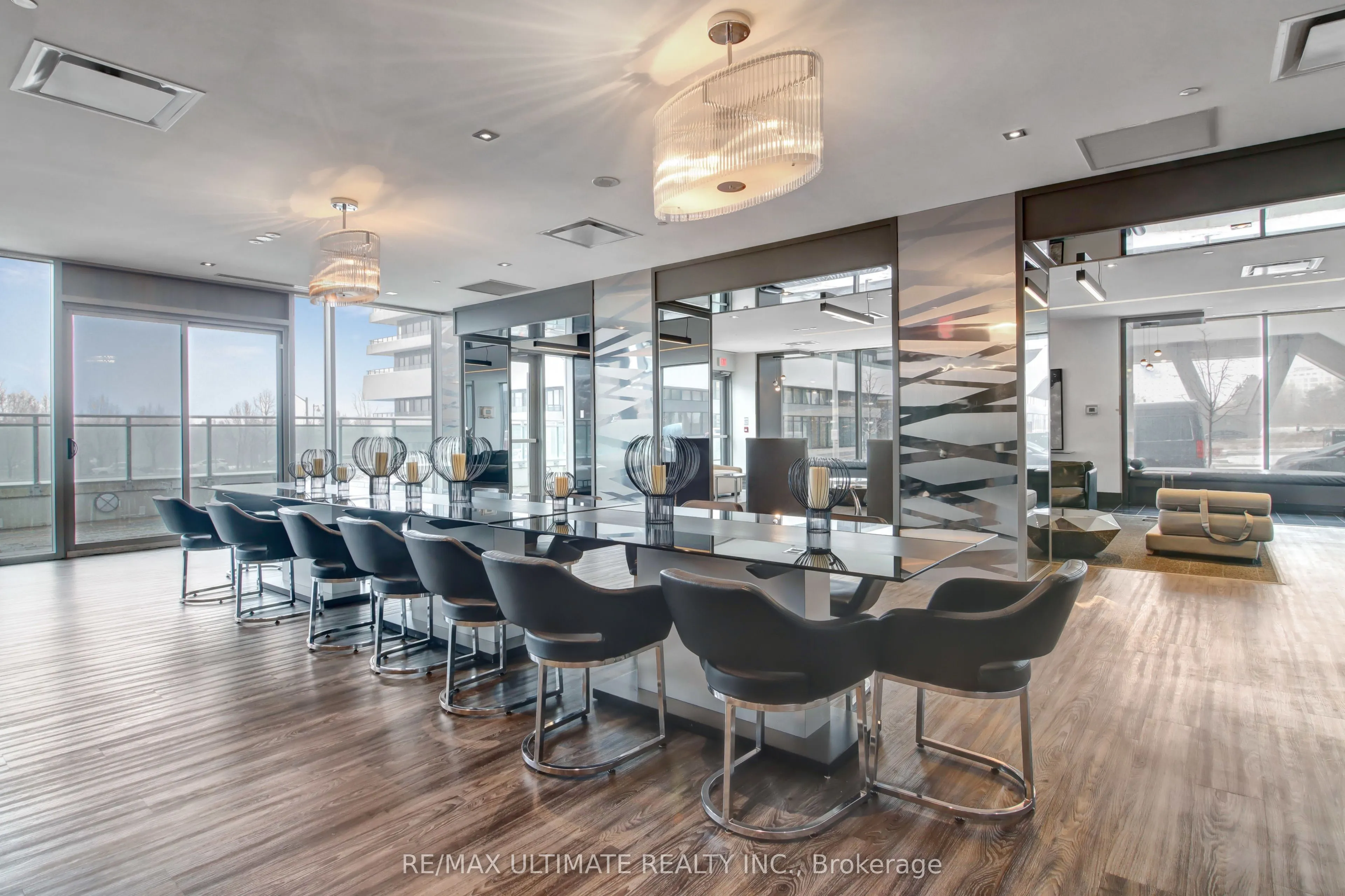 33 Shore Breeze Drive, #1003
