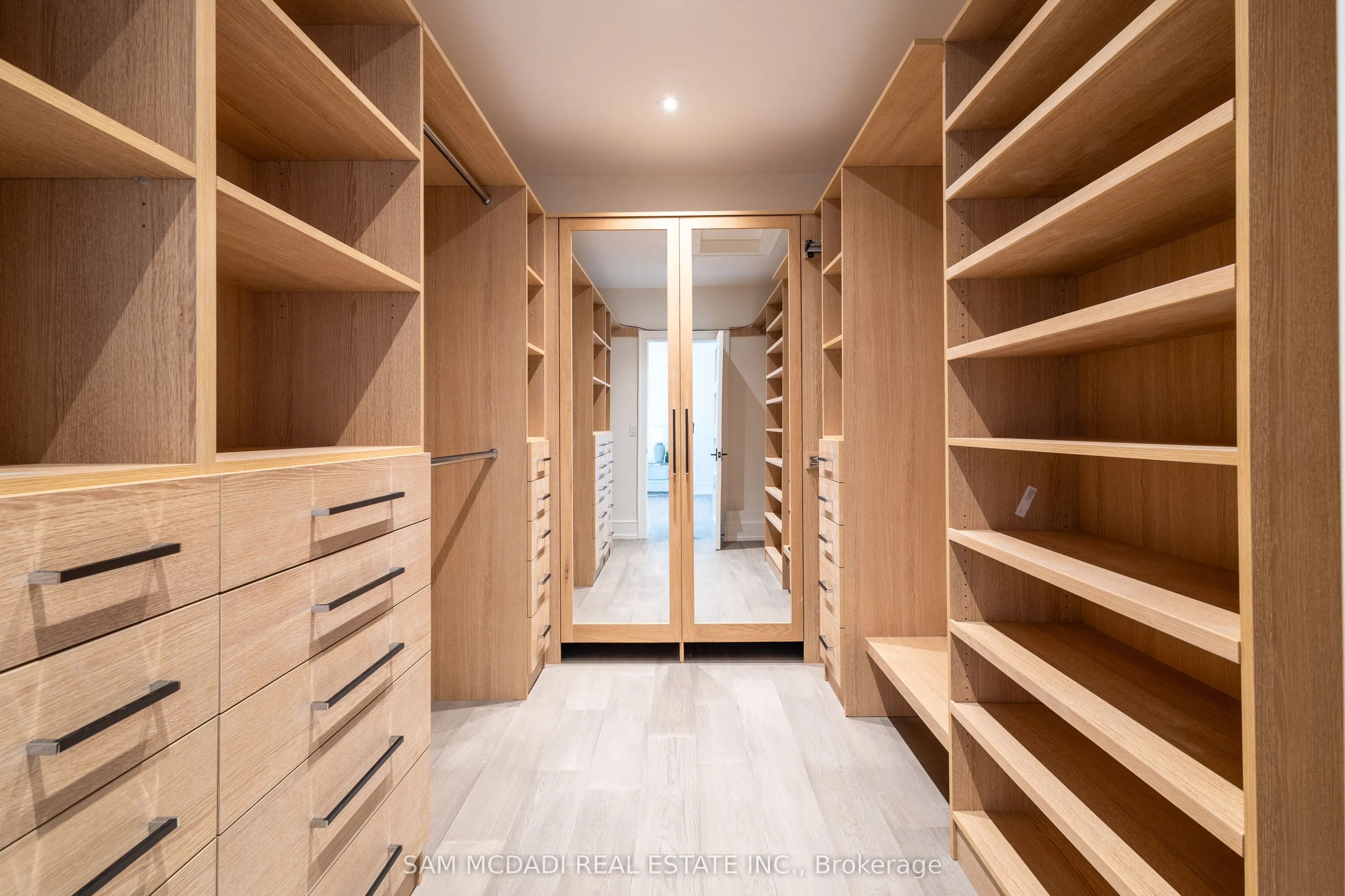 1615 Petrie Way