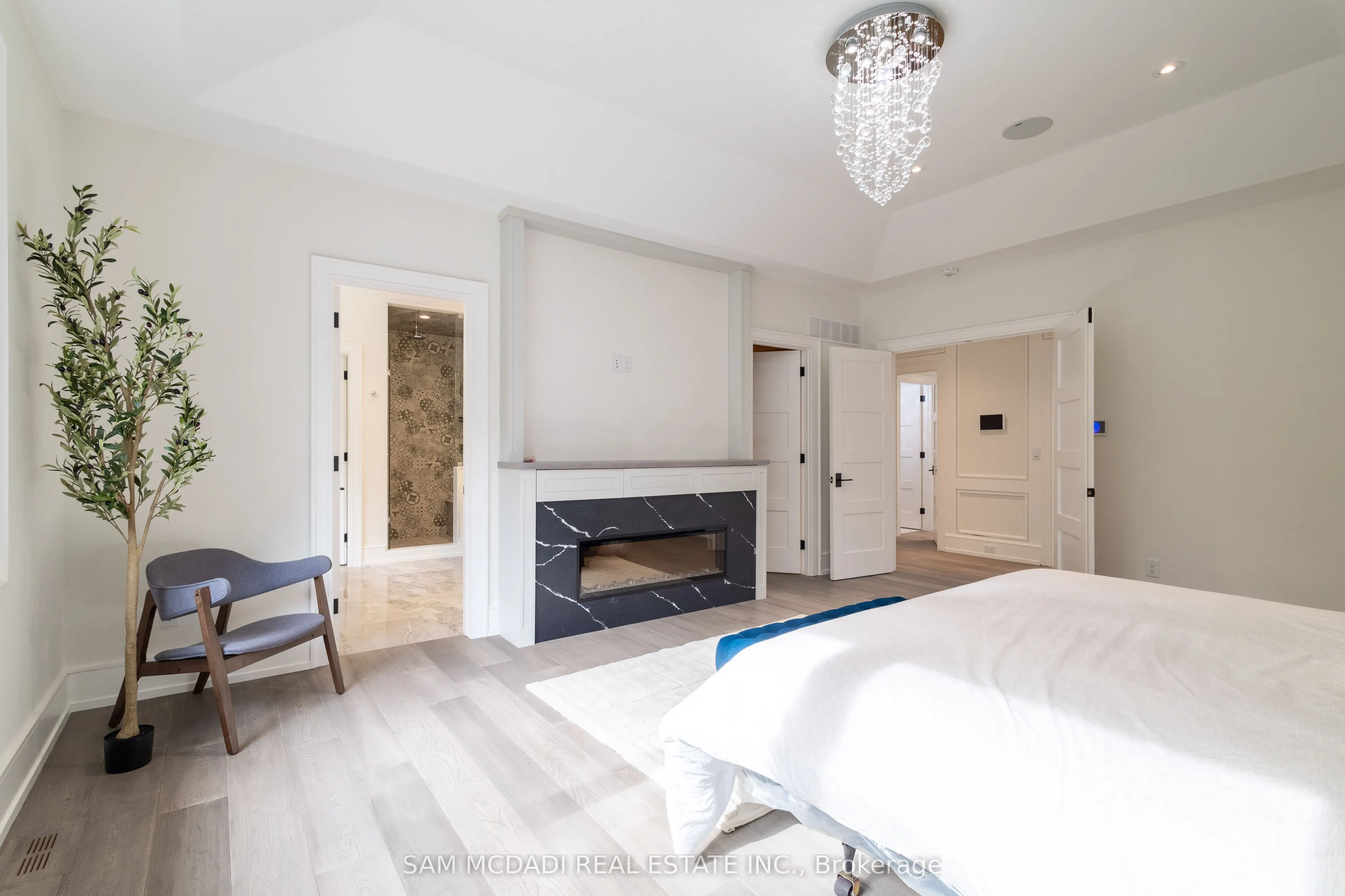 1615 Petrie Way