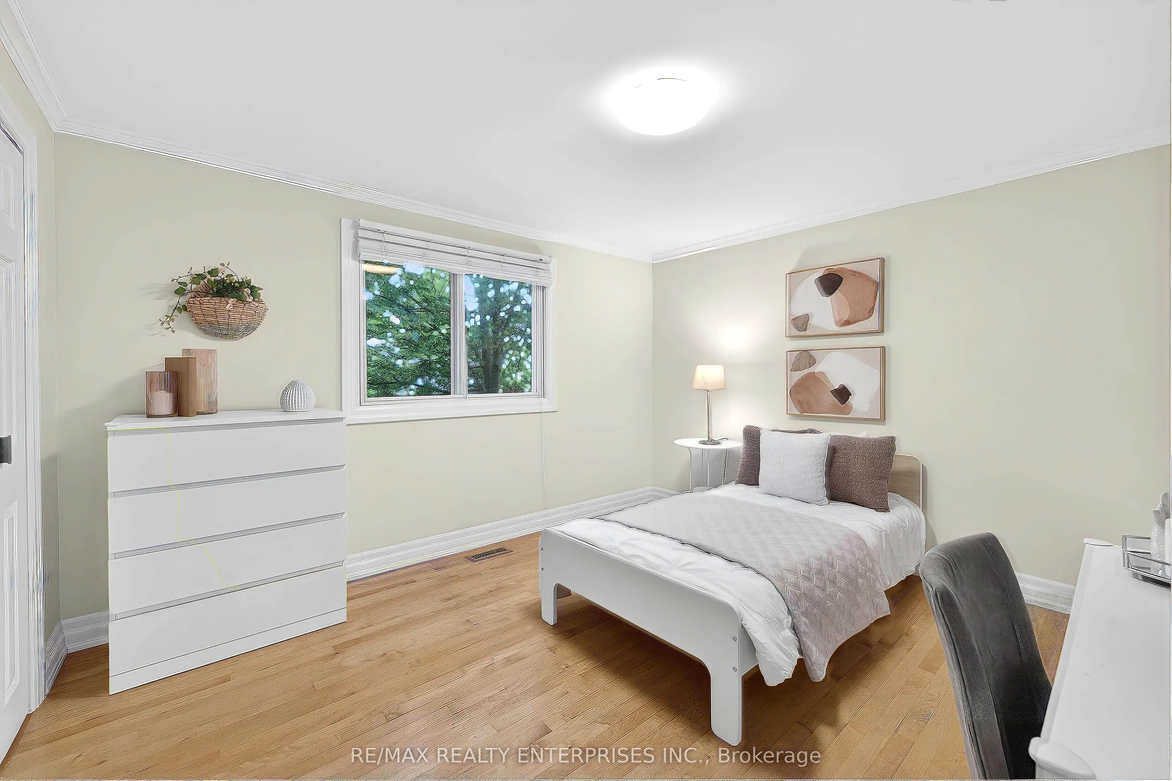 2439 Arioso Court