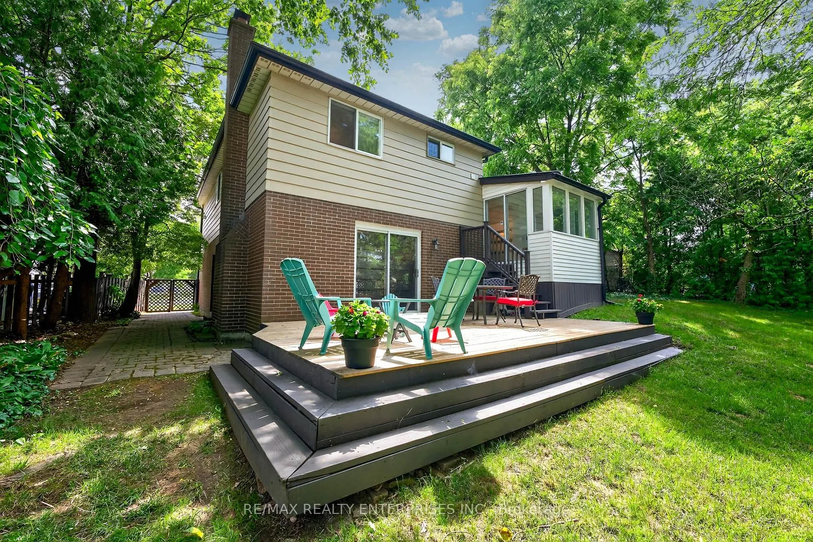 2439 Arioso Court