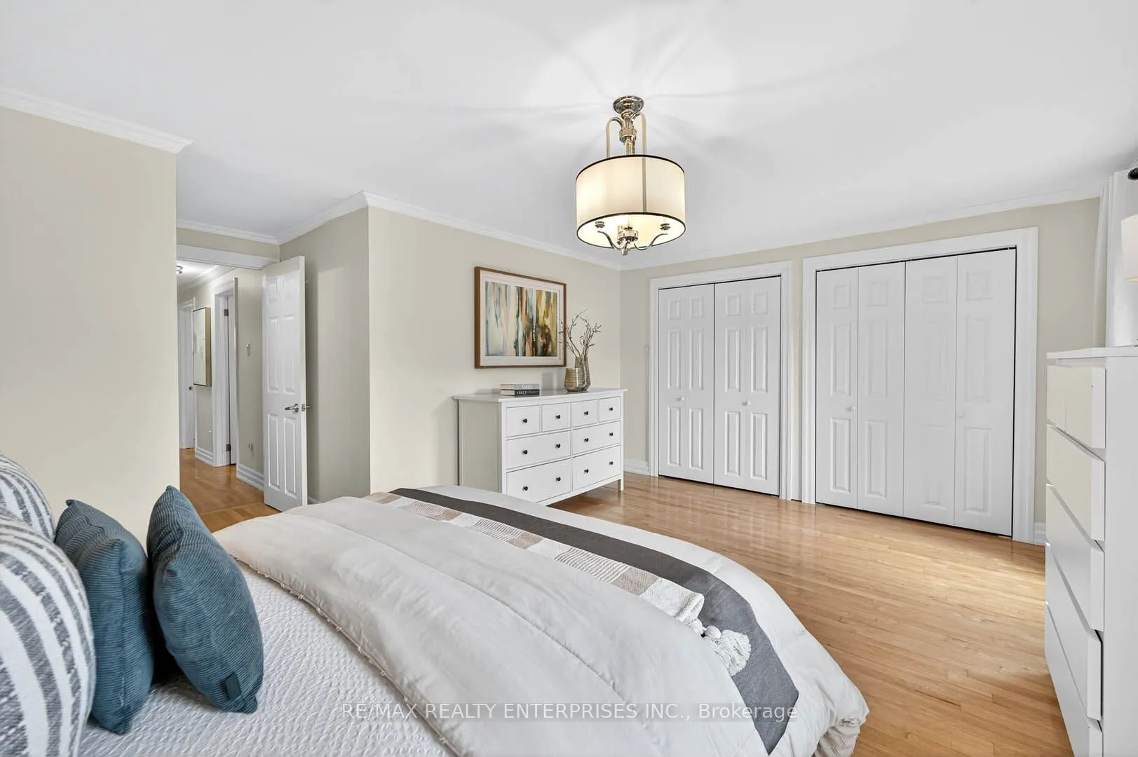 2439 Arioso Court