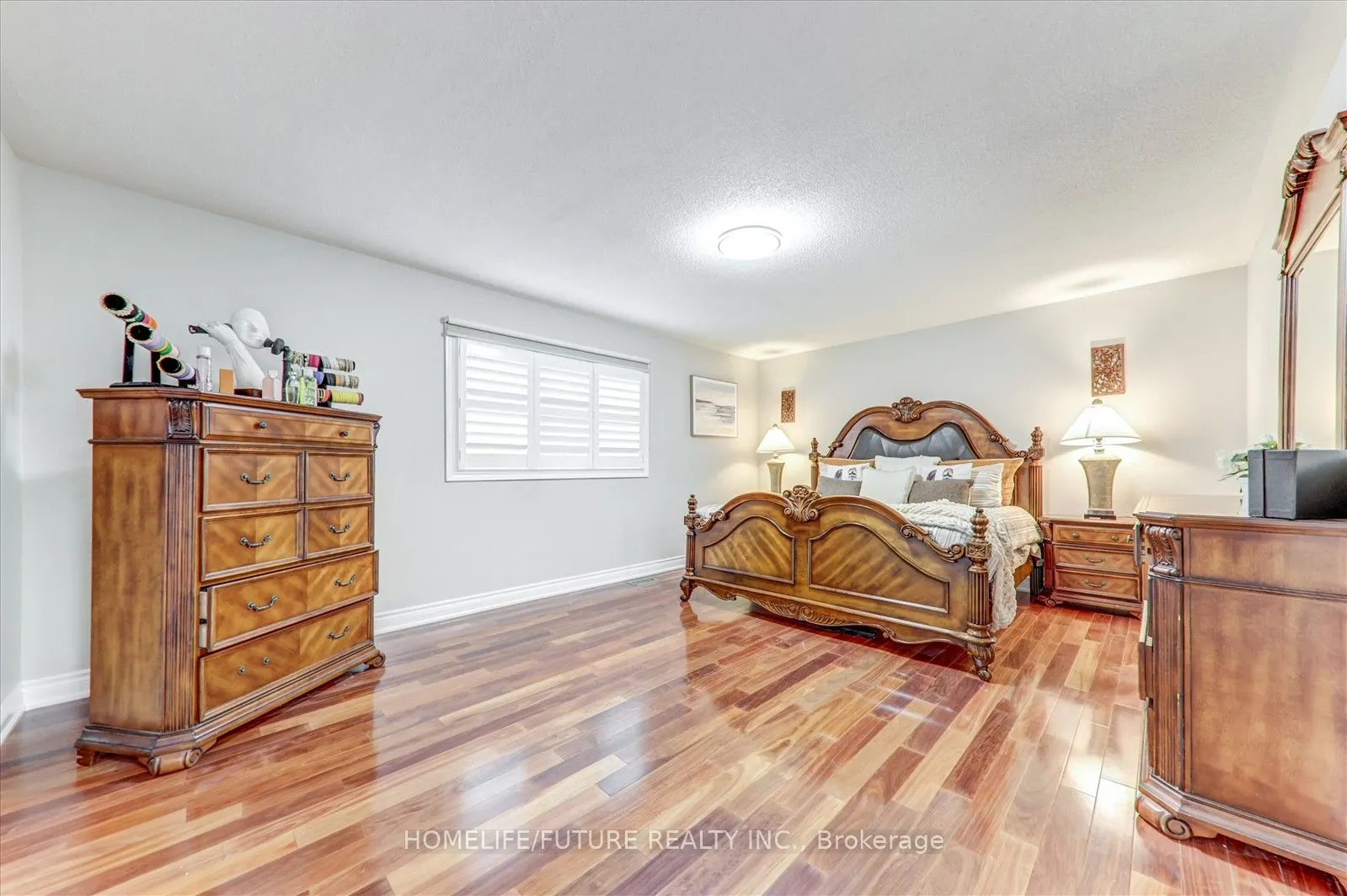 28 Billancourt Crescent