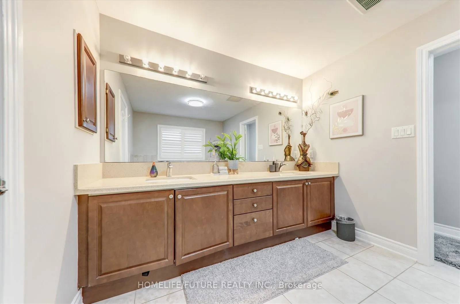 28 Billancourt Crescent