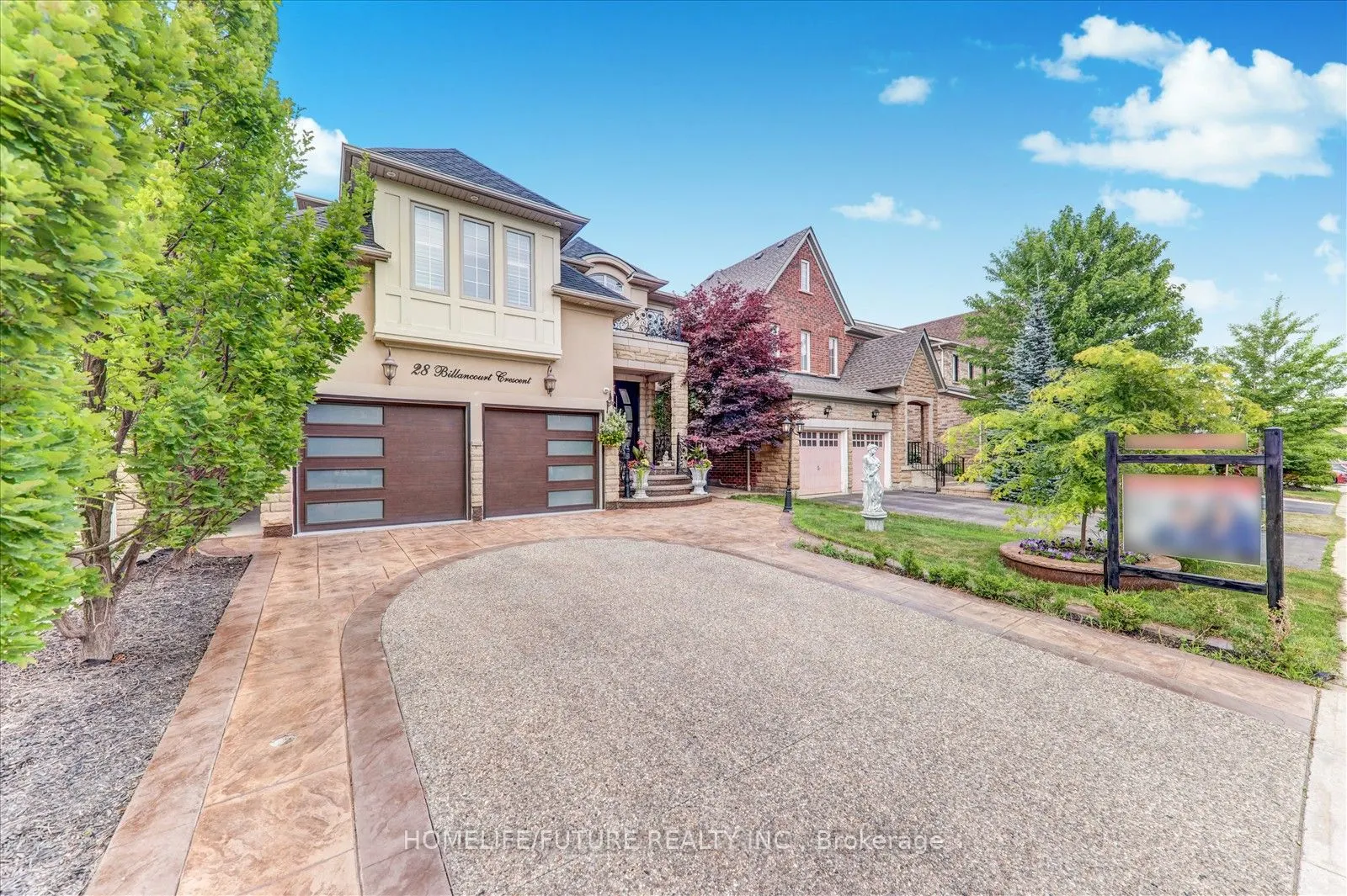 28 Billancourt Crescent