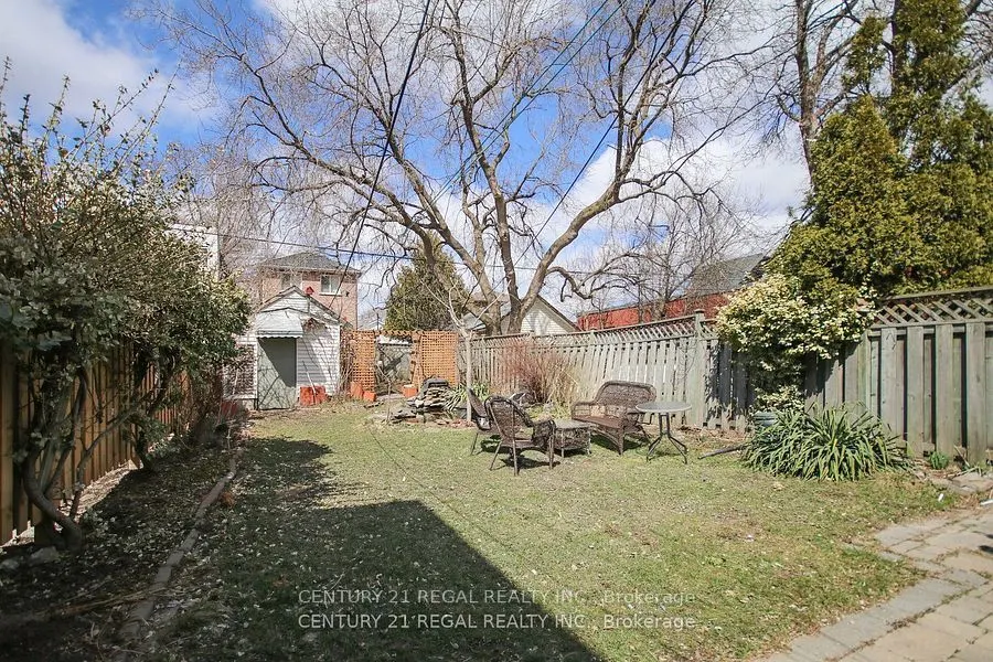 102 Newcastle Street