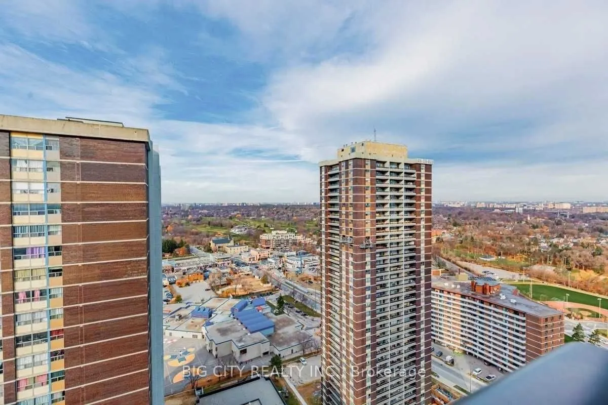 9 Mabelle Avenue, #3017