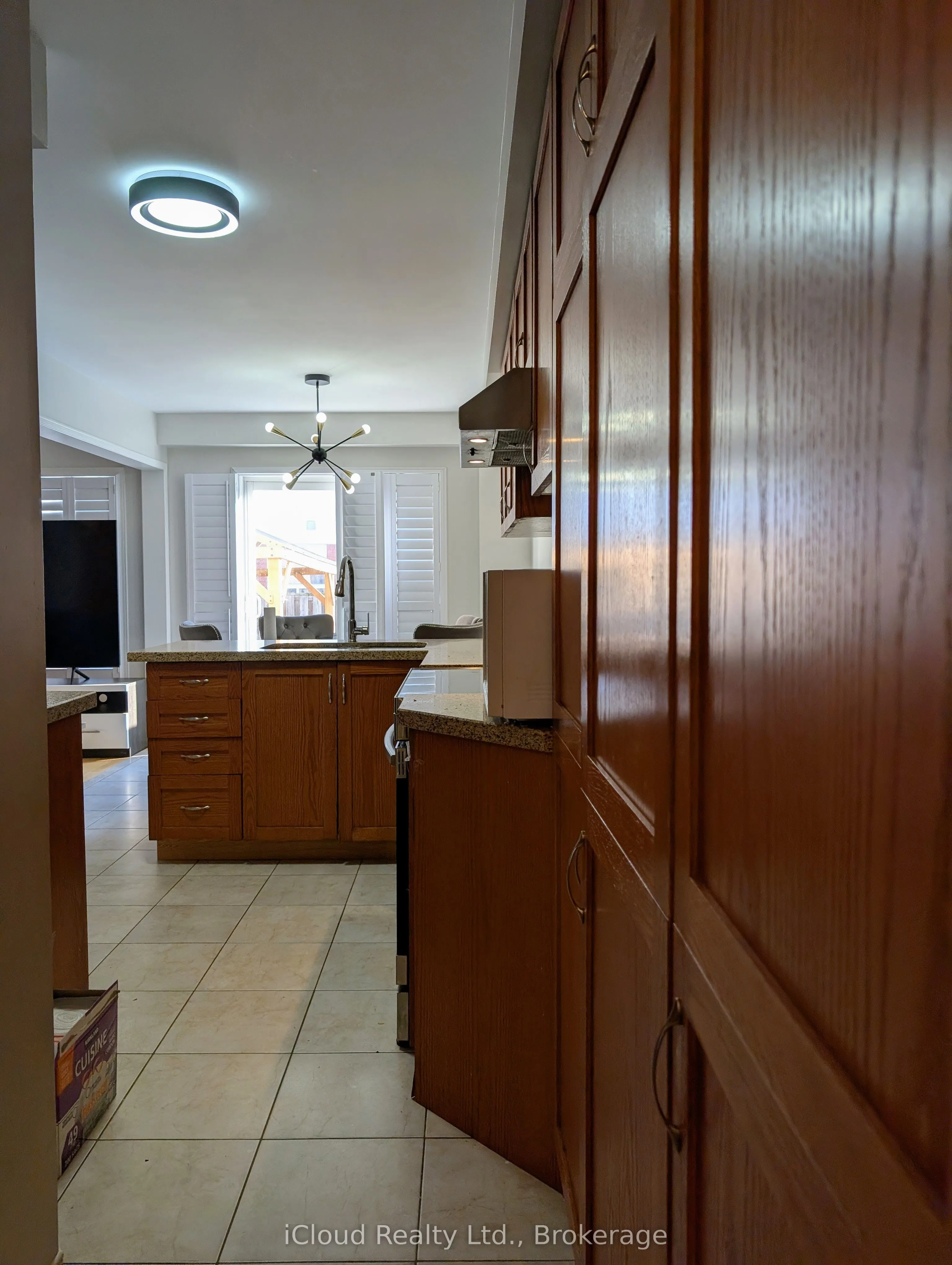 10 Polar Bear Place E
