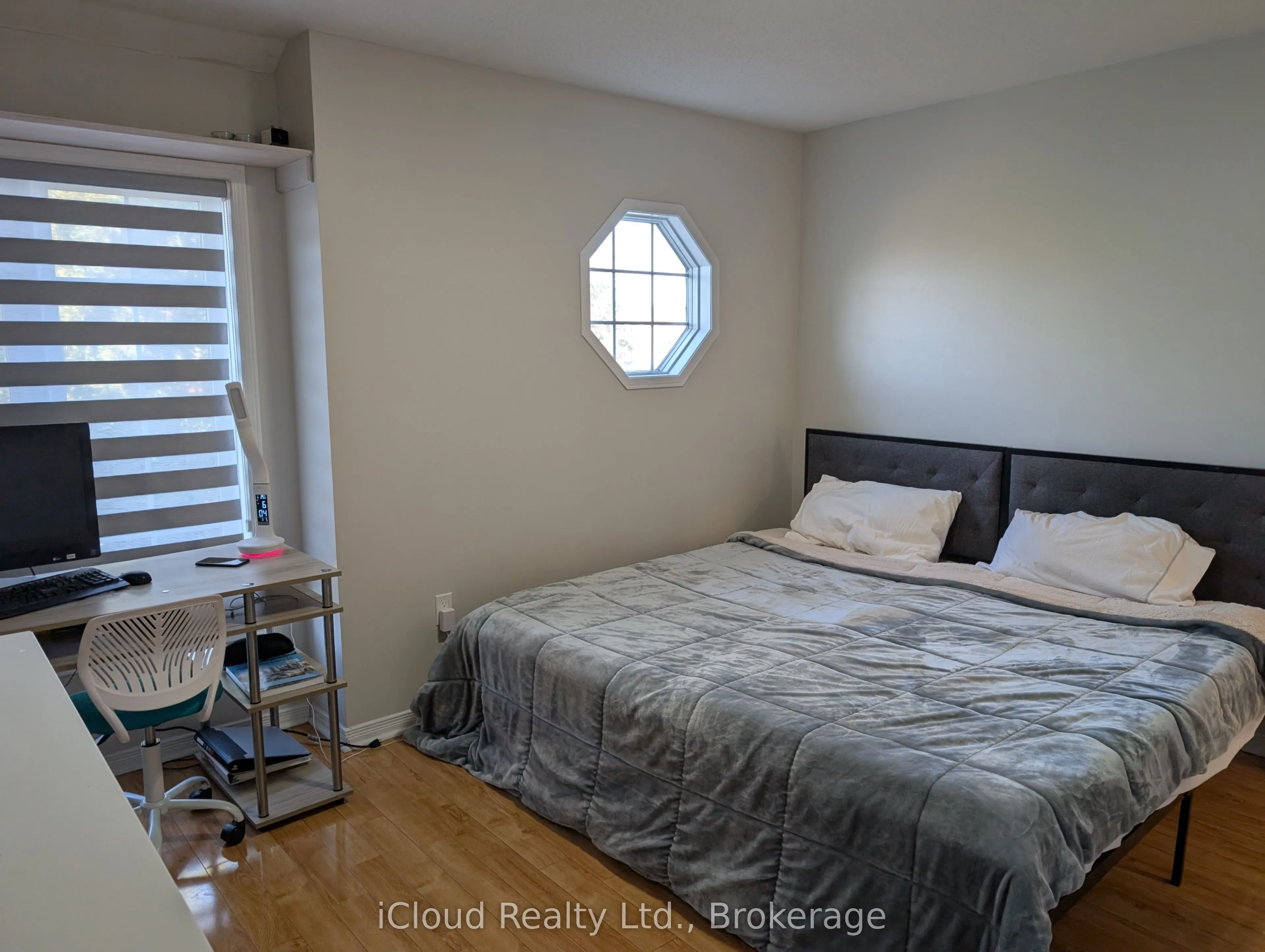 10 Polar Bear Place E